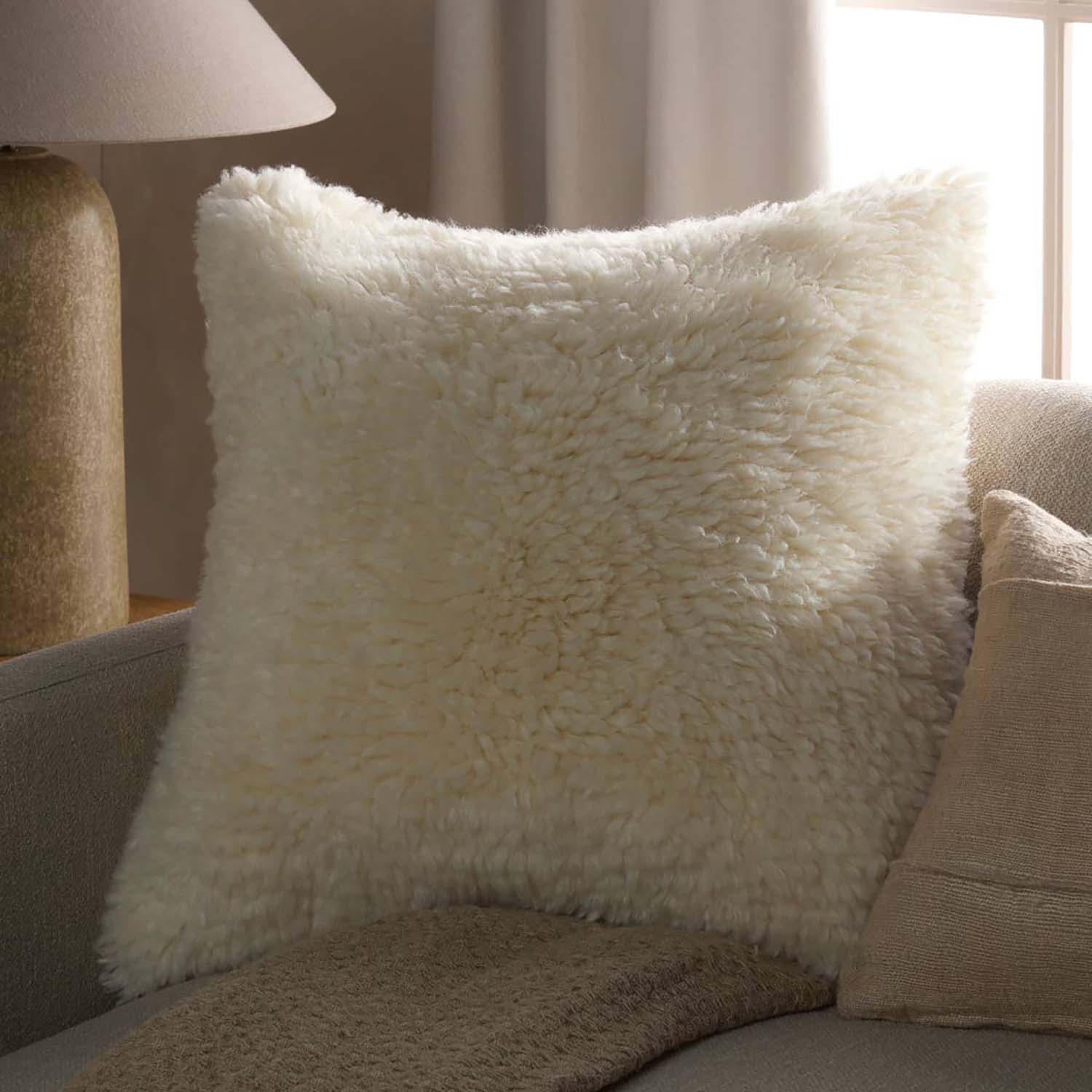 Jaipur Living Montane Jardine Throw Pillow - Thumbnail 3