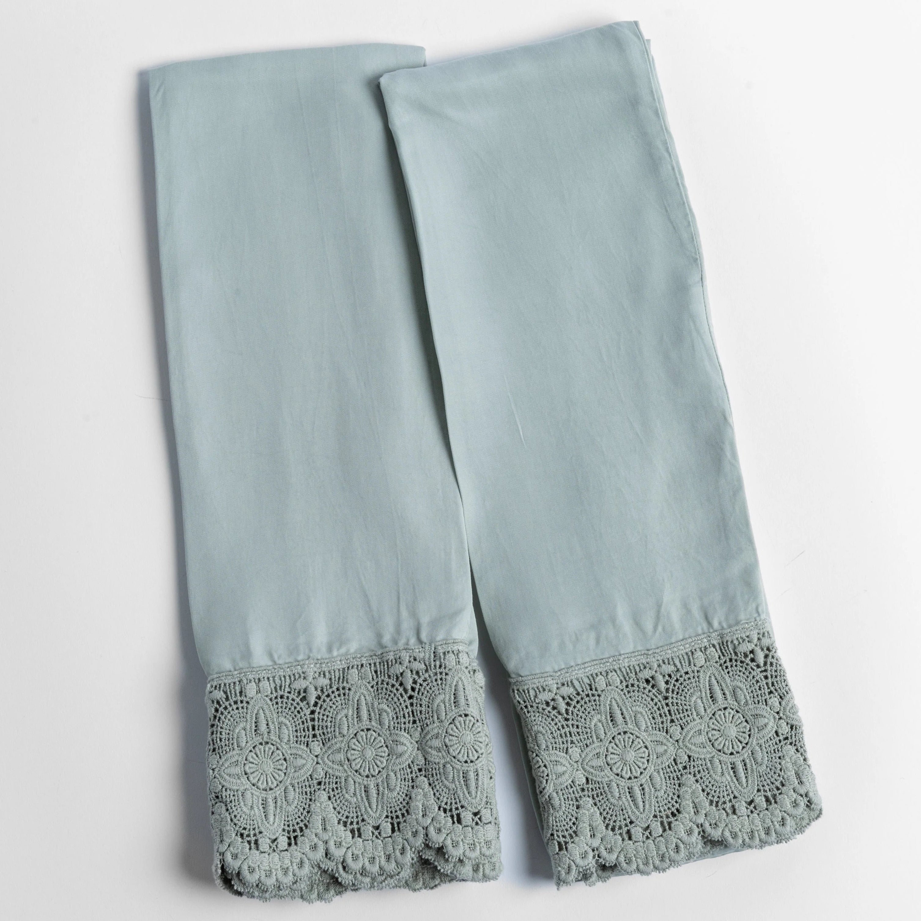 Bella Notte Madera Luxe Donella Lace Pillowcase