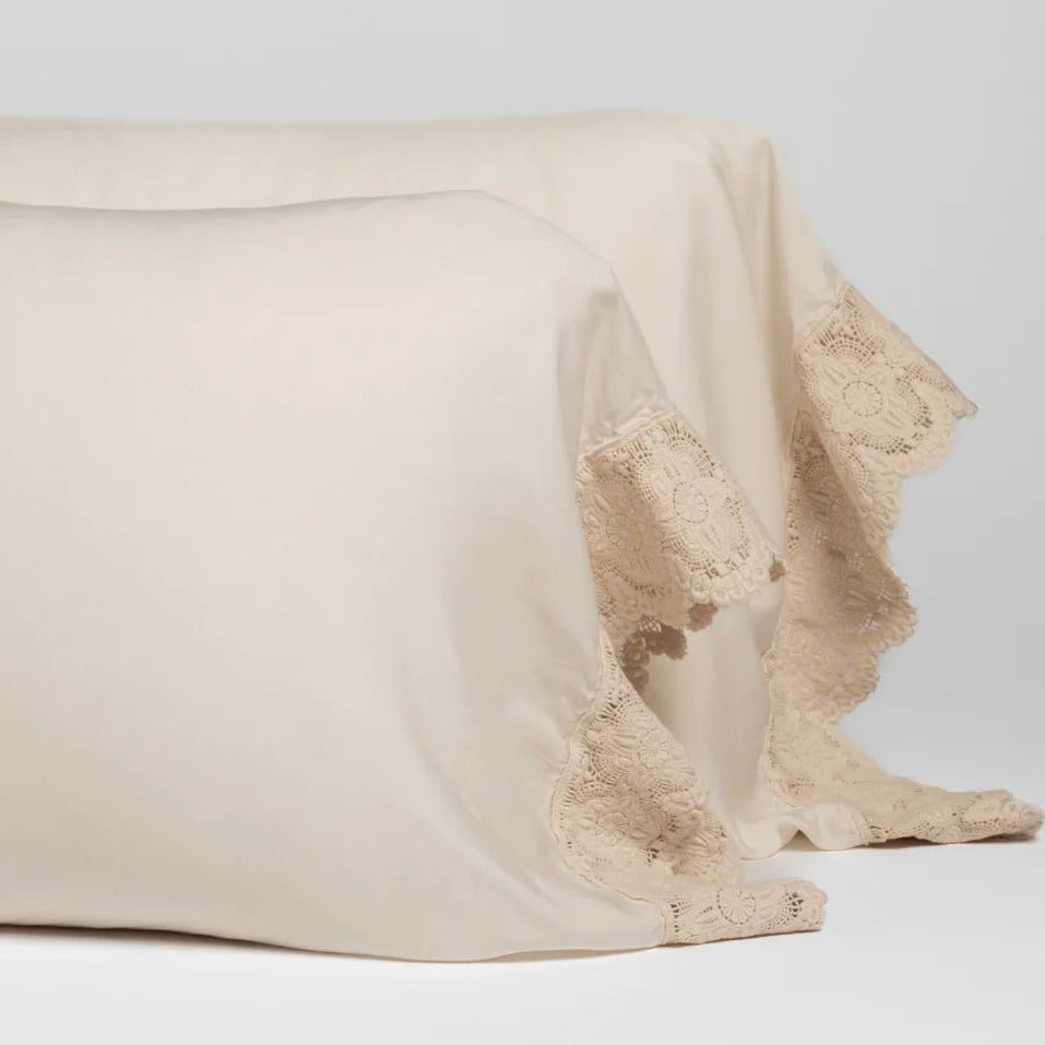 Bella Notte Madera Luxe Donella Lace Pillowcase