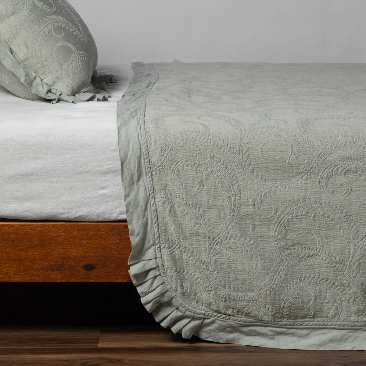 Bella Notte Marisette Bedspread