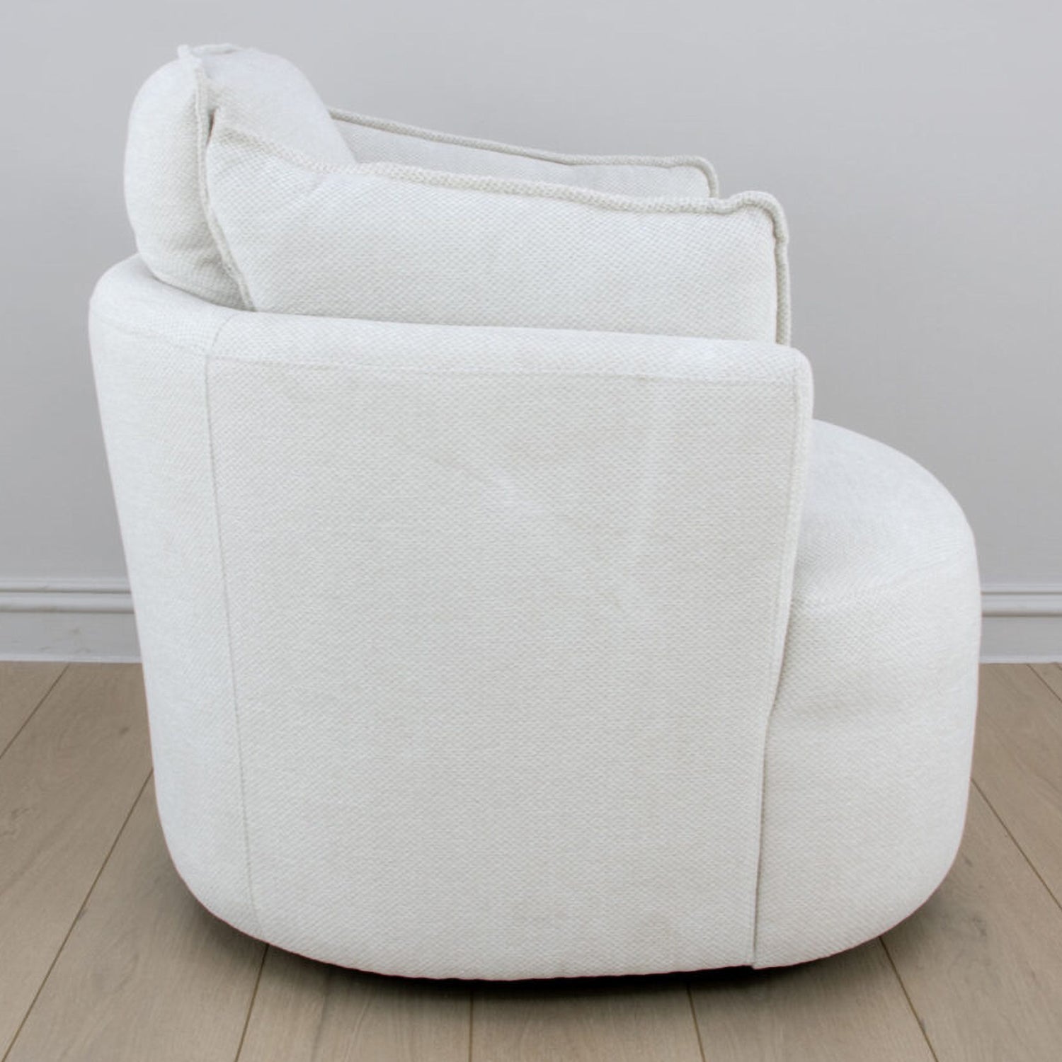 Maya Swivel Chair