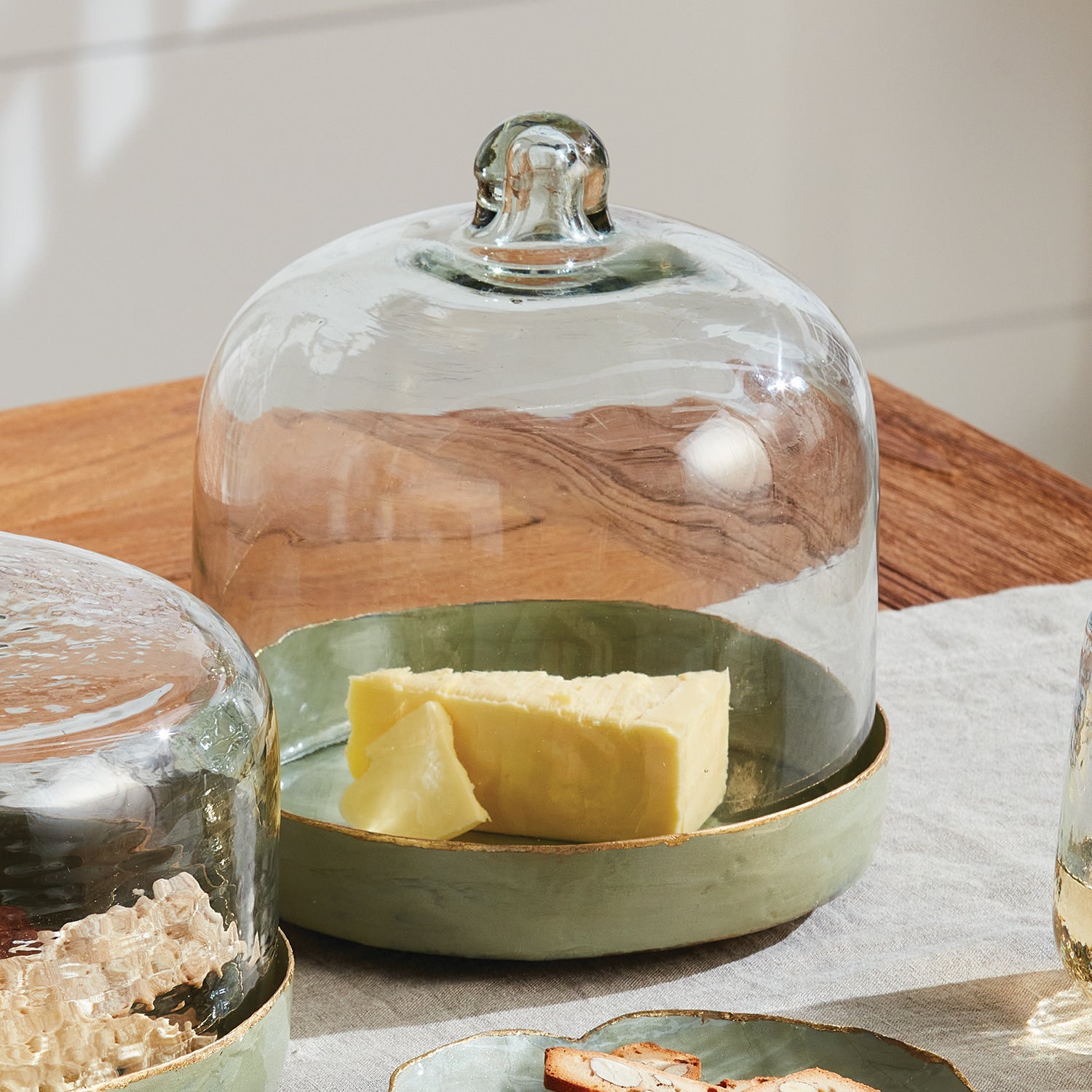 Kammie Tray with Cloche