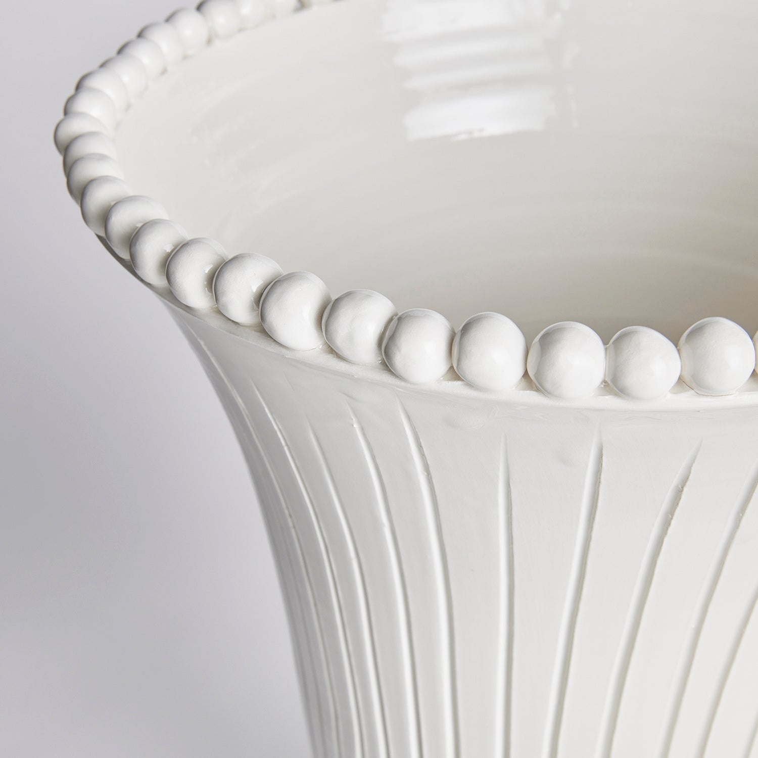 Perla White Vase