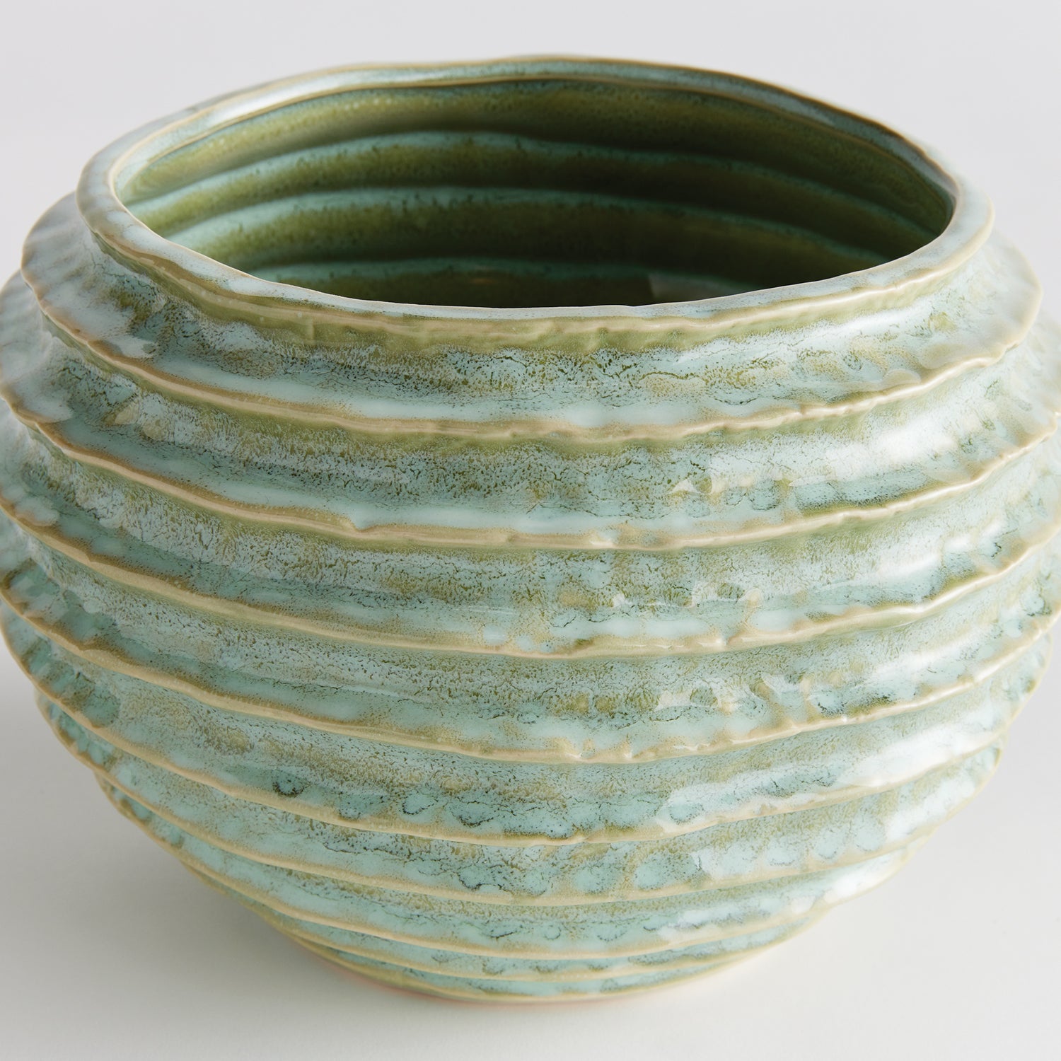 Avani Green Pot