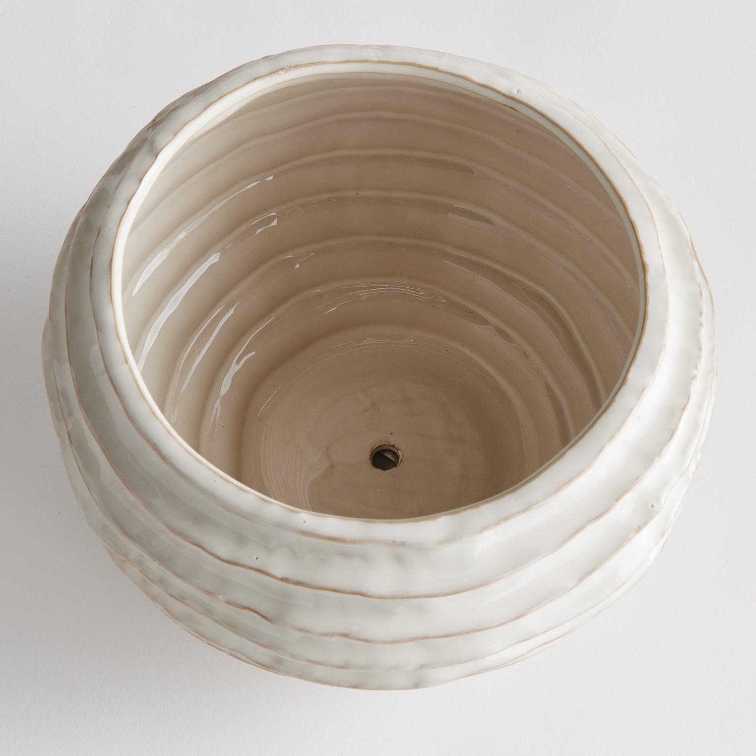 Avani White Pot
