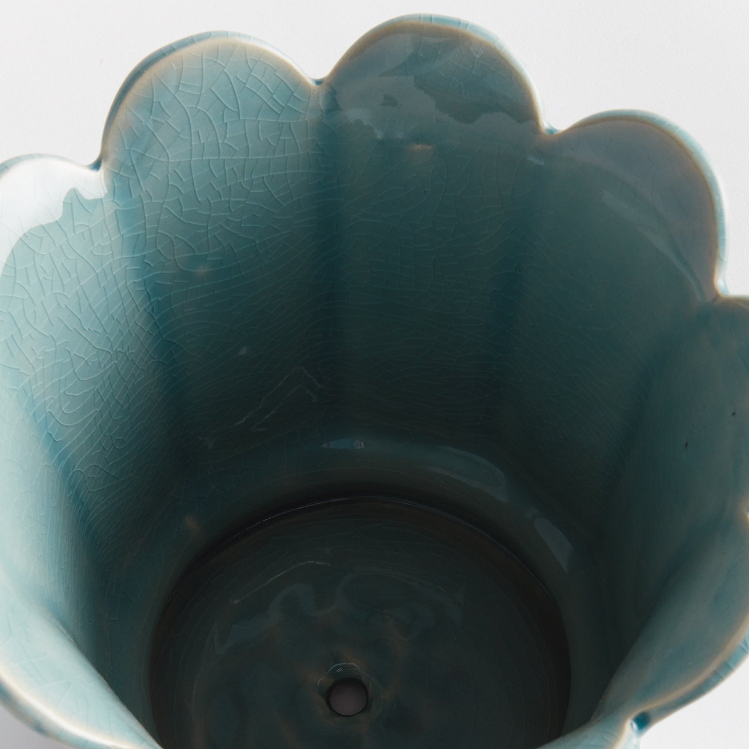 Maline Large Footed Pot