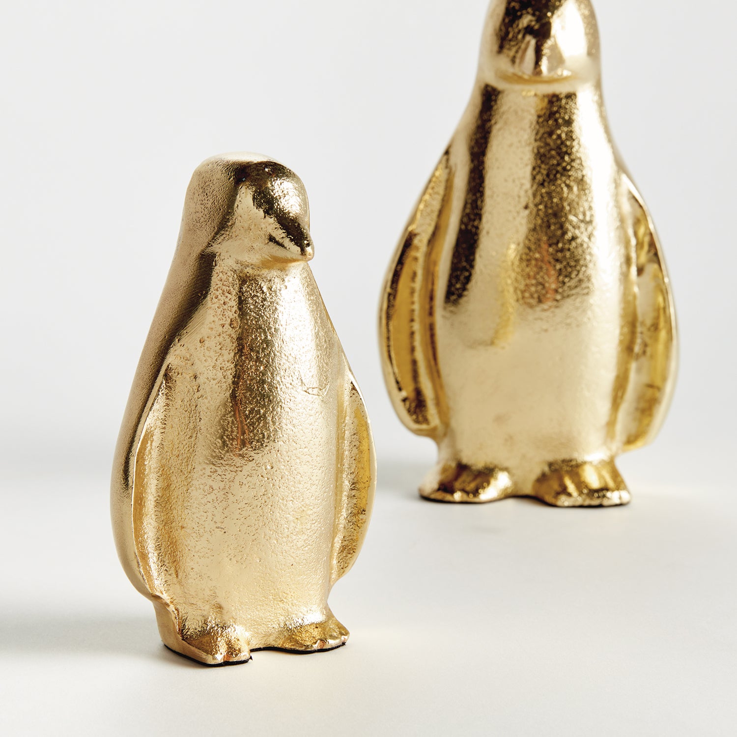 Penguin Pair Sculpture