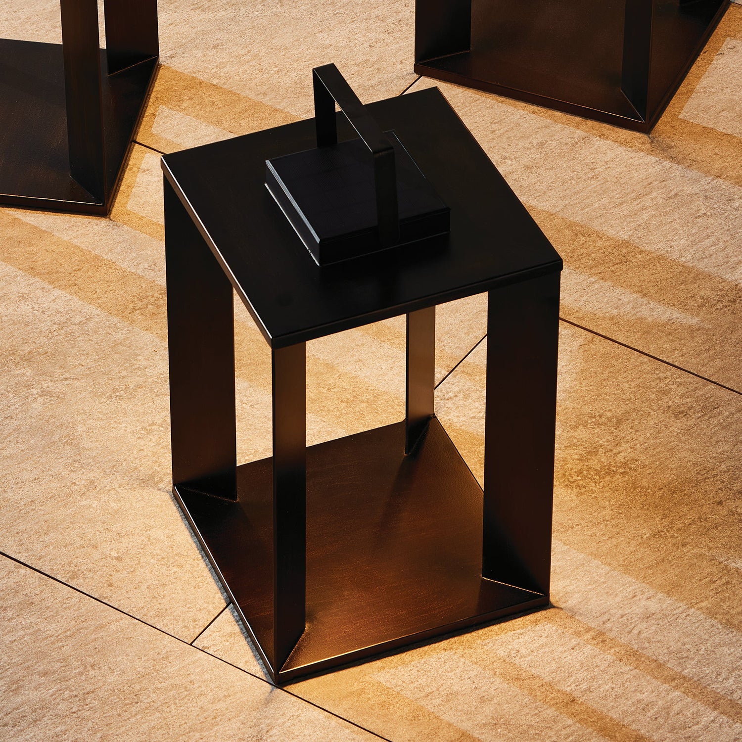 Hanley Solar LED Outdoor Lantern