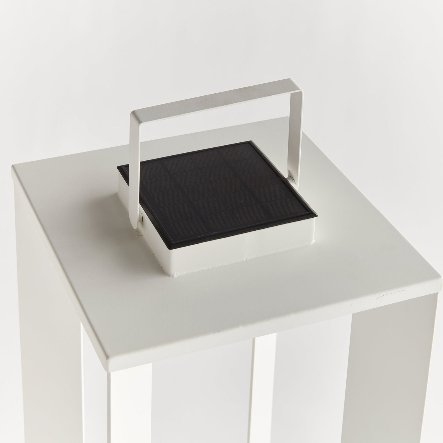 Hanley Solar LED Outdoor Lantern