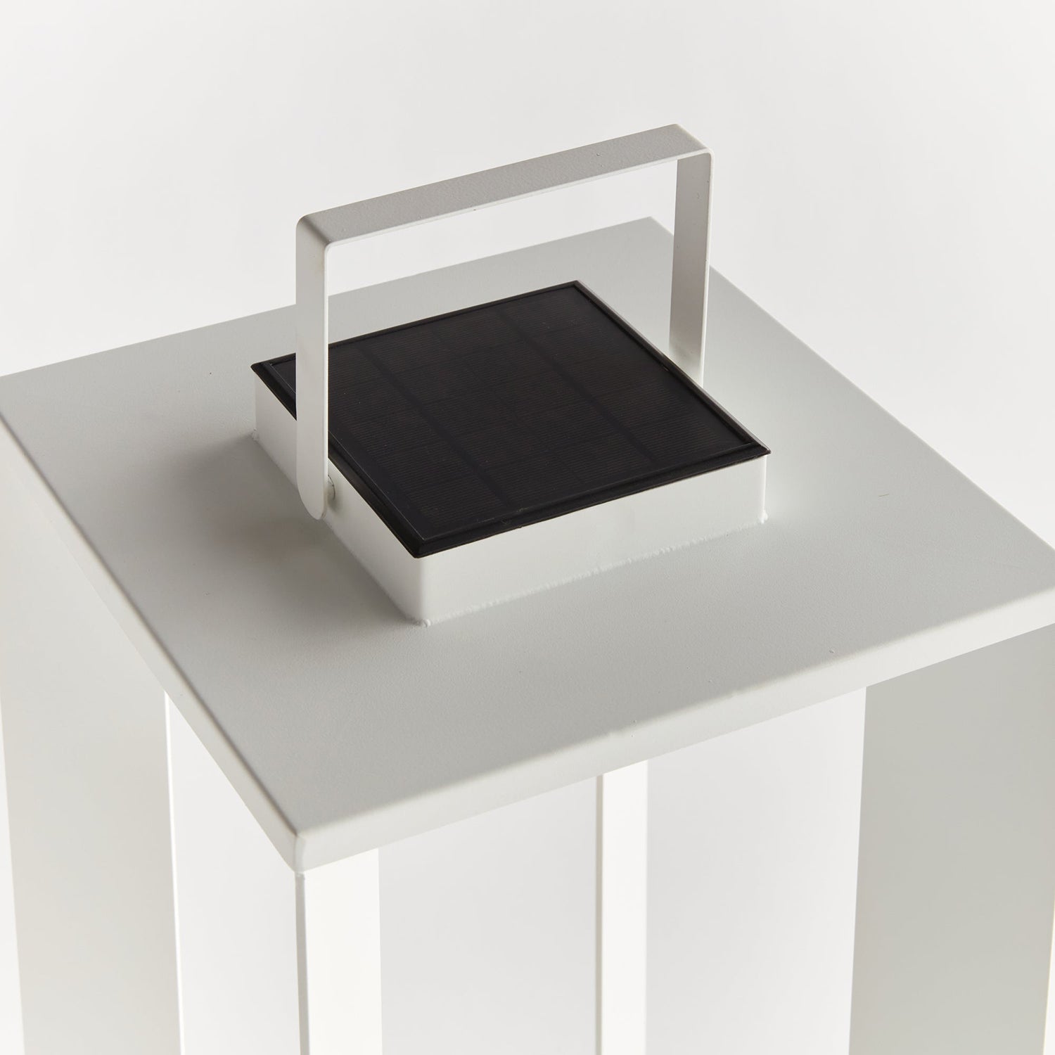 Hanley Solar LED Outdoor Lantern