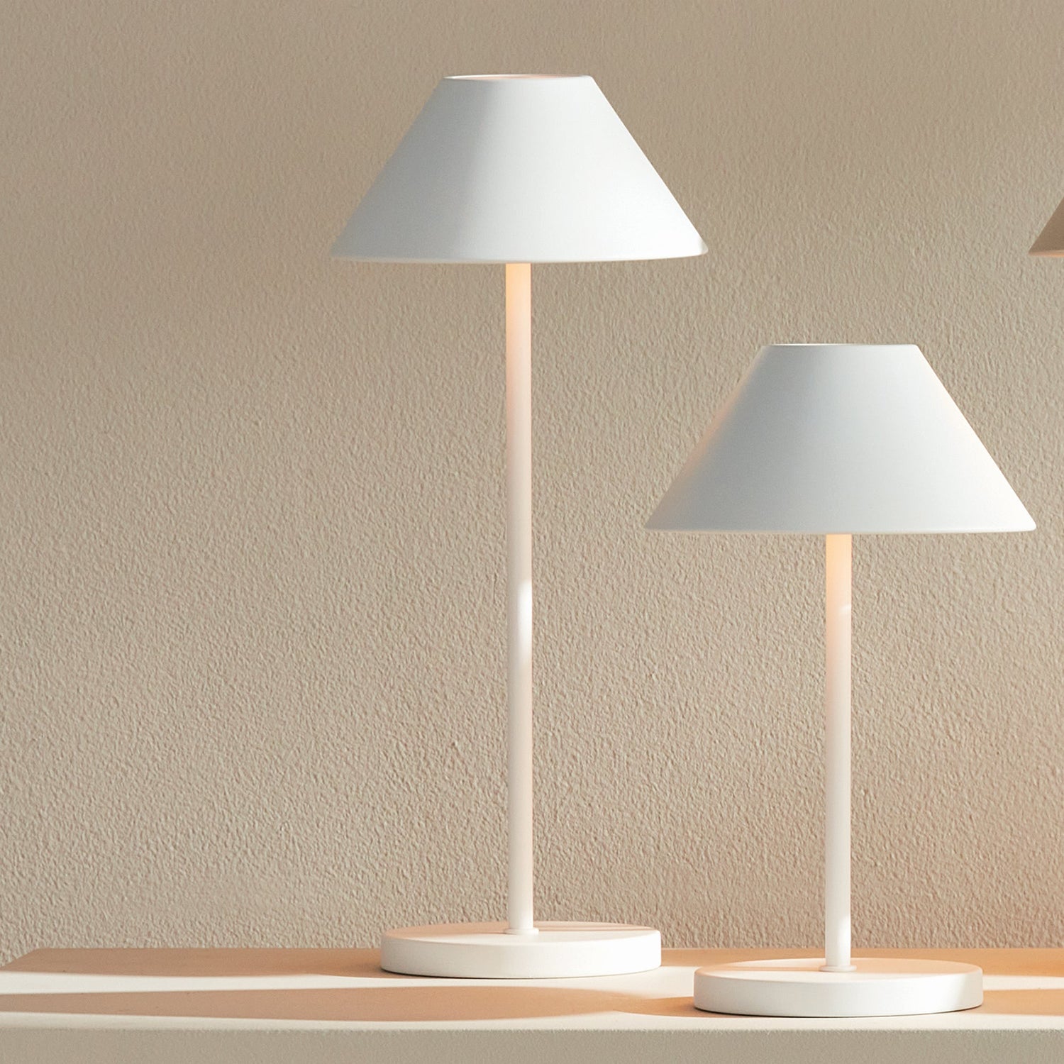 Alluna LED Cordless Lamp