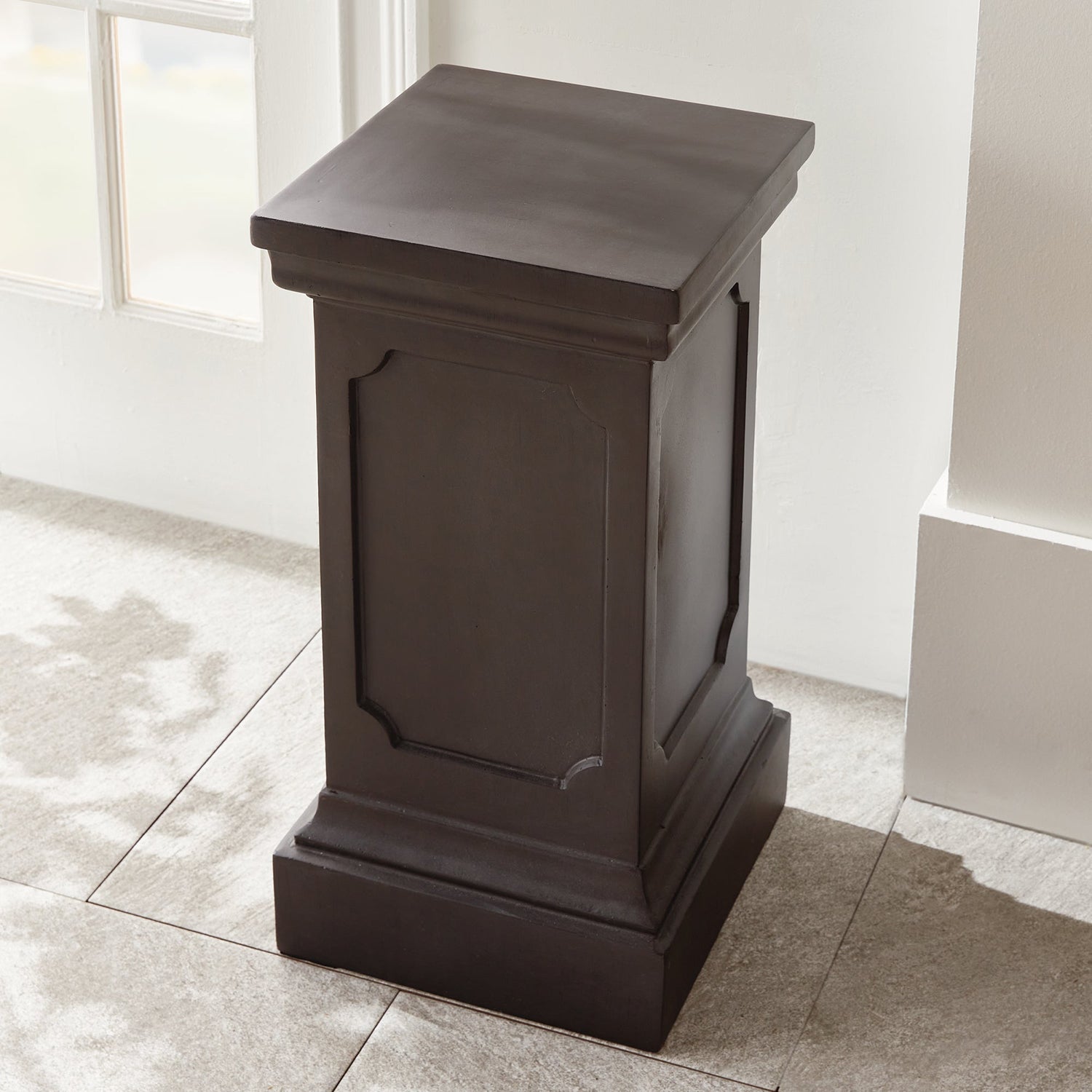 Fibreclay Chambers Pedestal