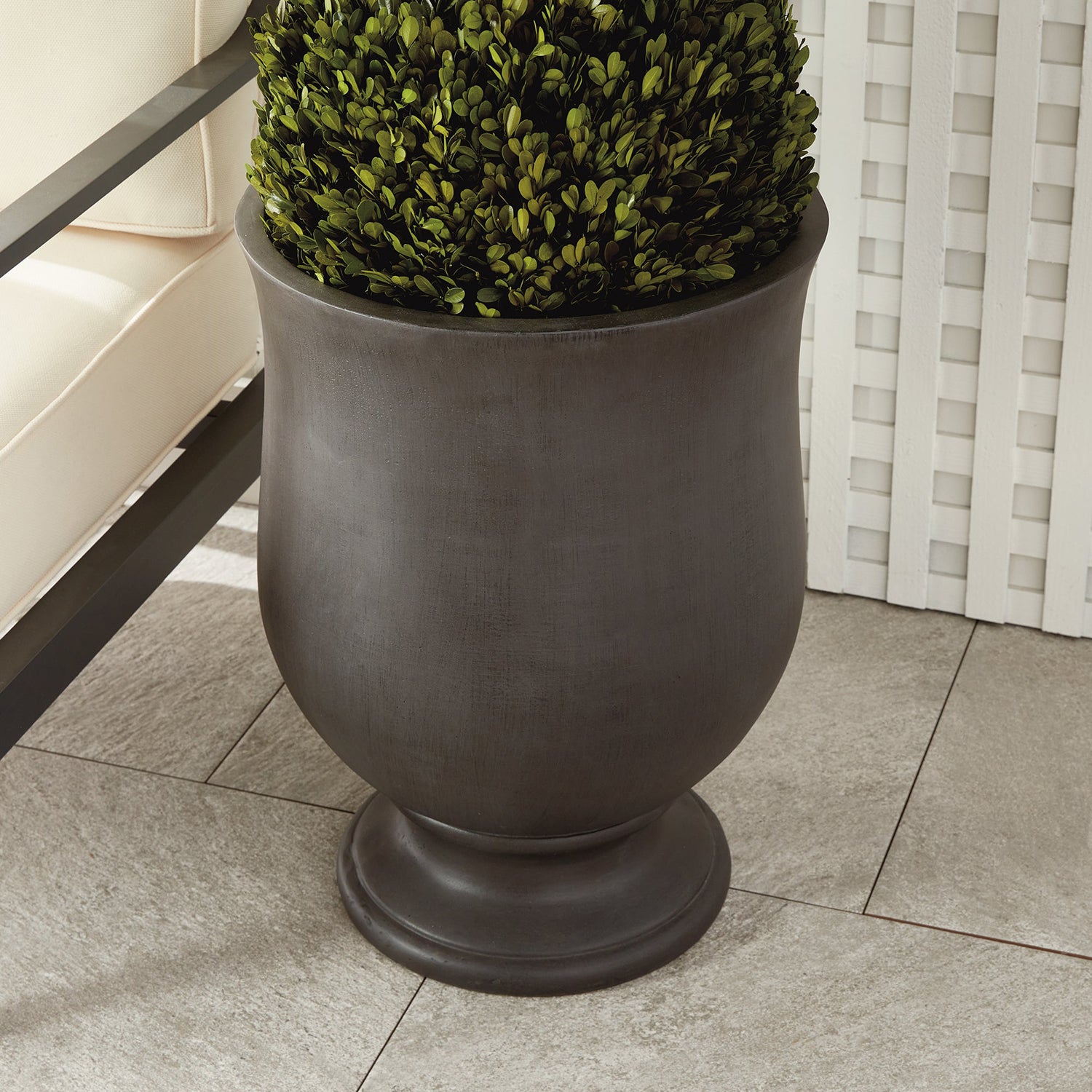 Fibreclay Josie Round Footed Planter