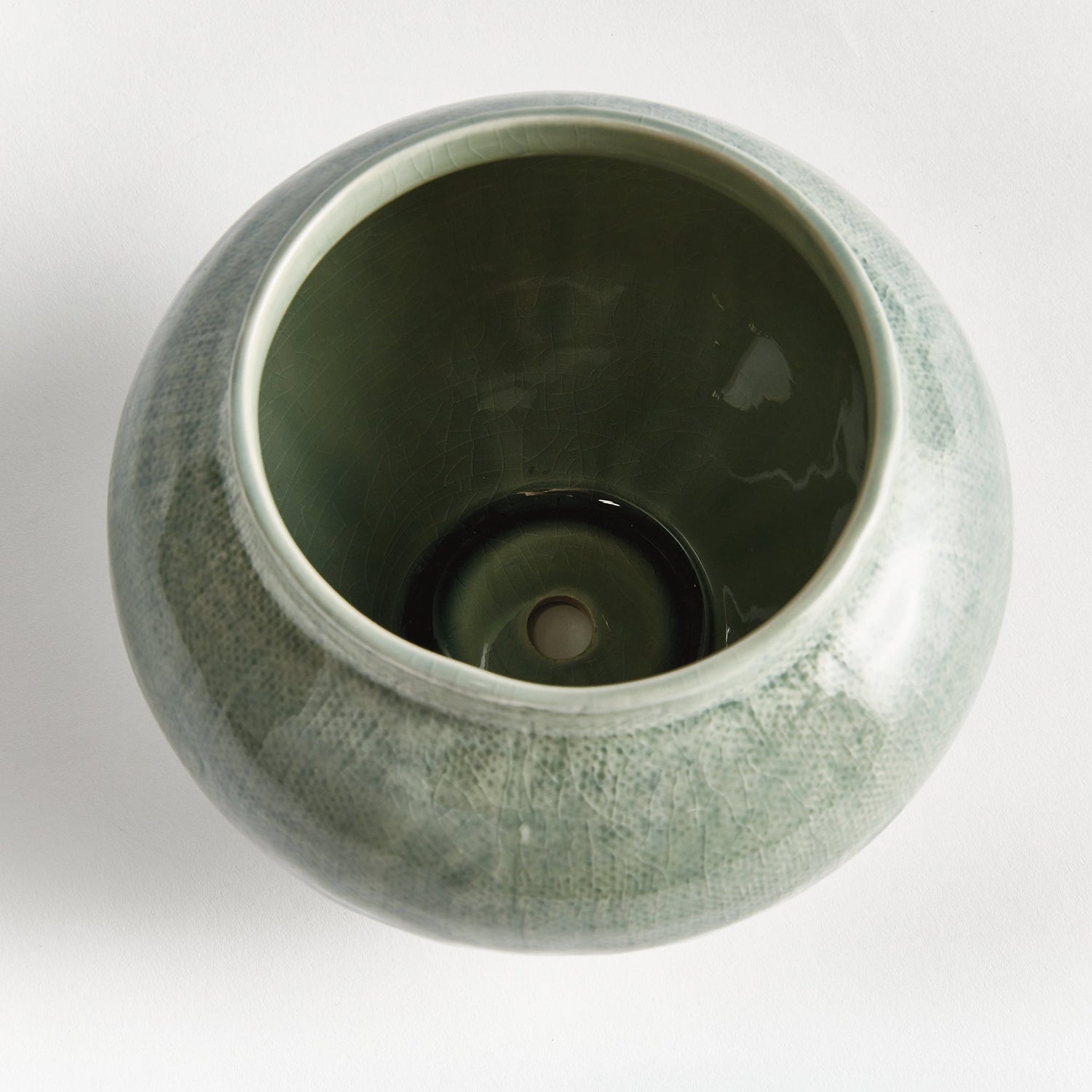Barclay Butera Ojai Pot
