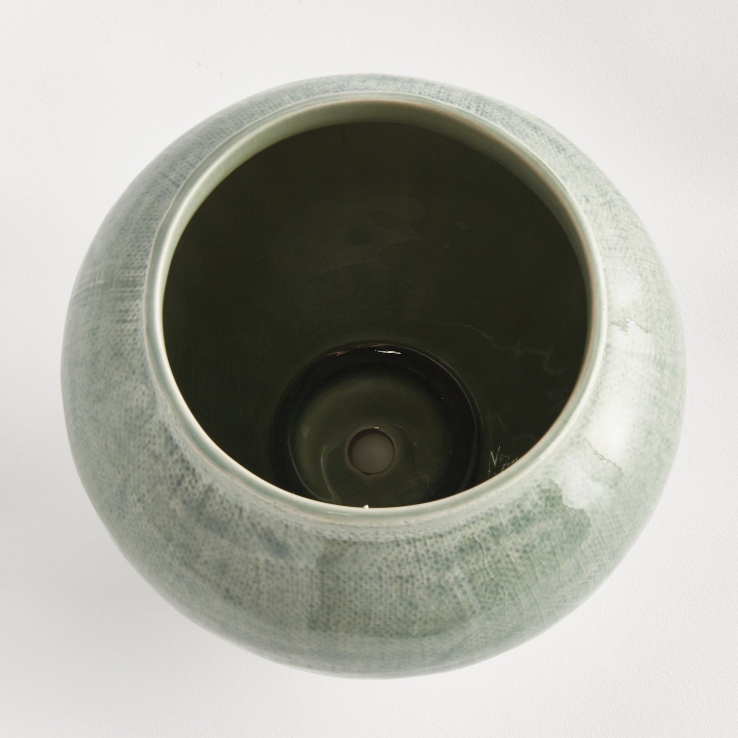 Barclay Butera Ojai Pot