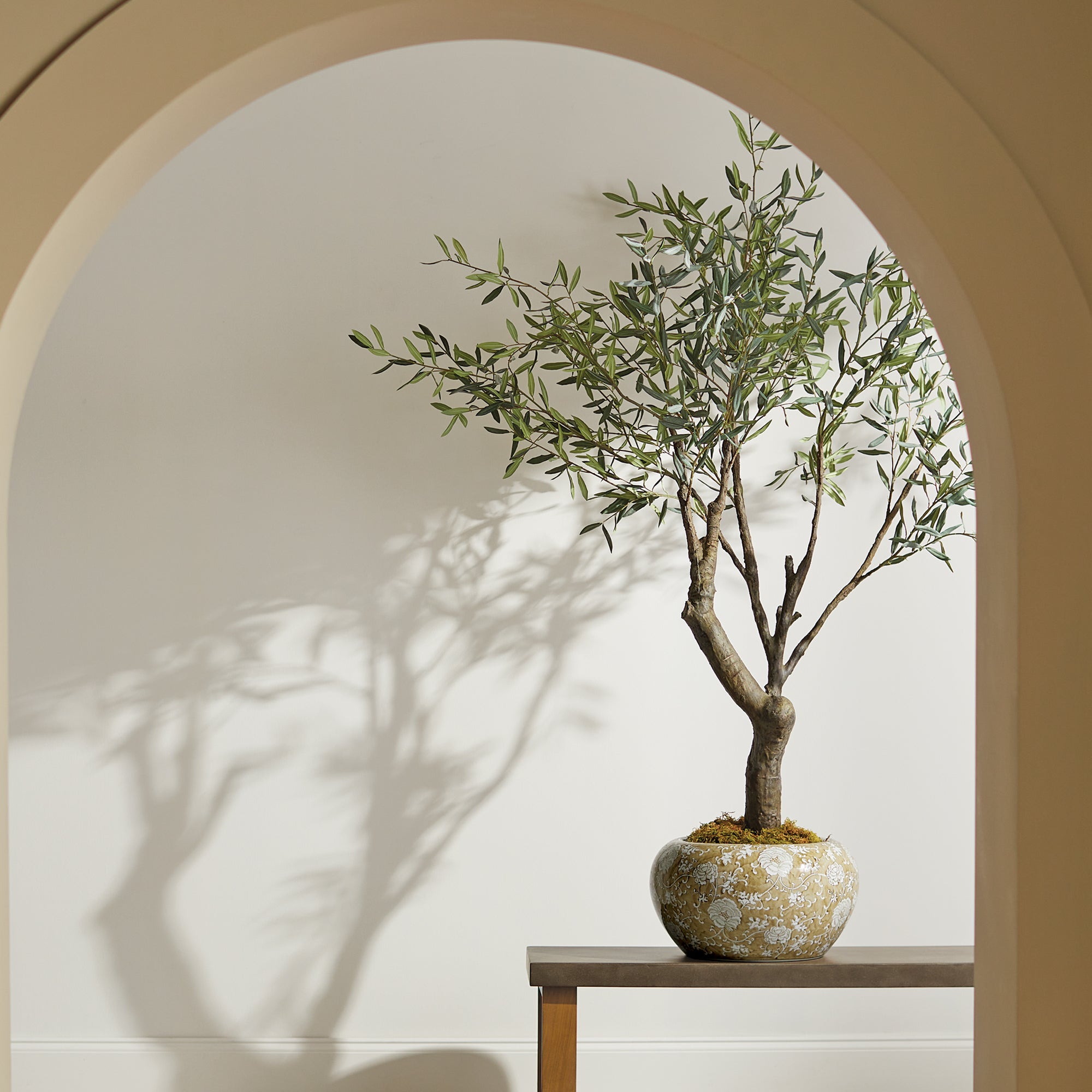 Province Lotus Large Planter