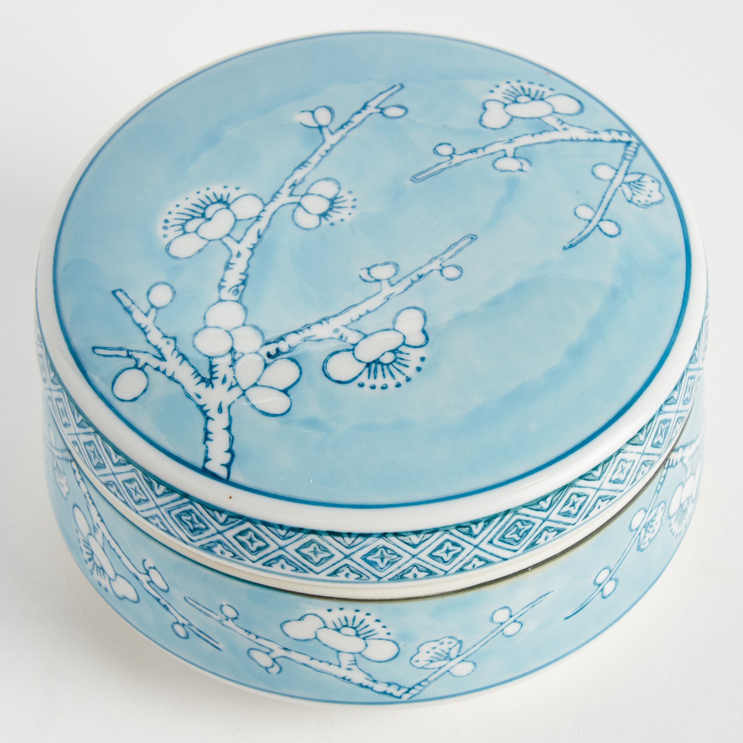 Monarch Empress Round Lidded Catchall Box