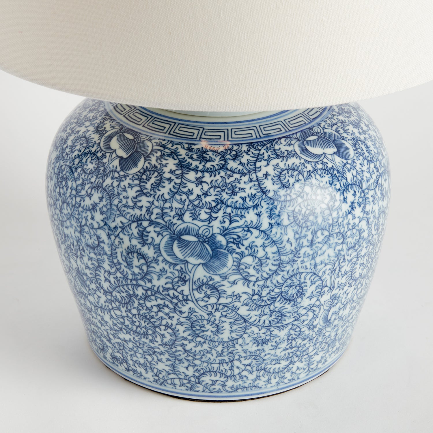 Vivian Chinoiserie Table Lamp