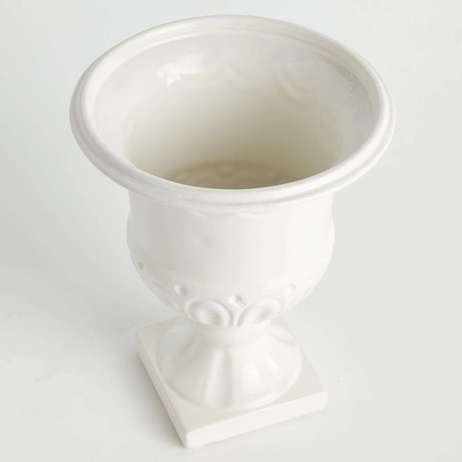Liana Decorative Pedestal Urn