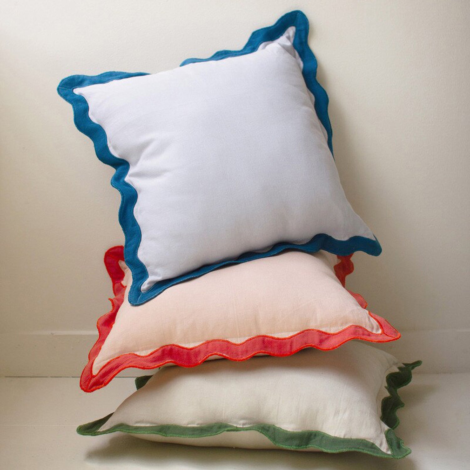 Ruffle Edge Throw Pillow Set of 3