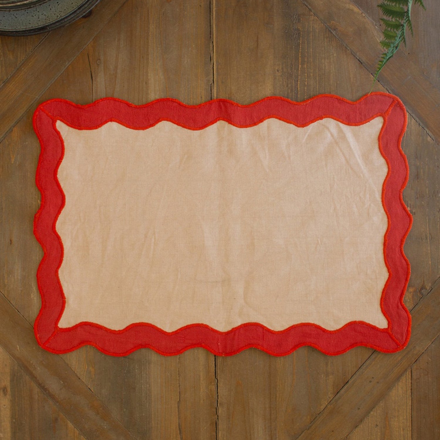 Ruffle Edge Placemat Set of 6