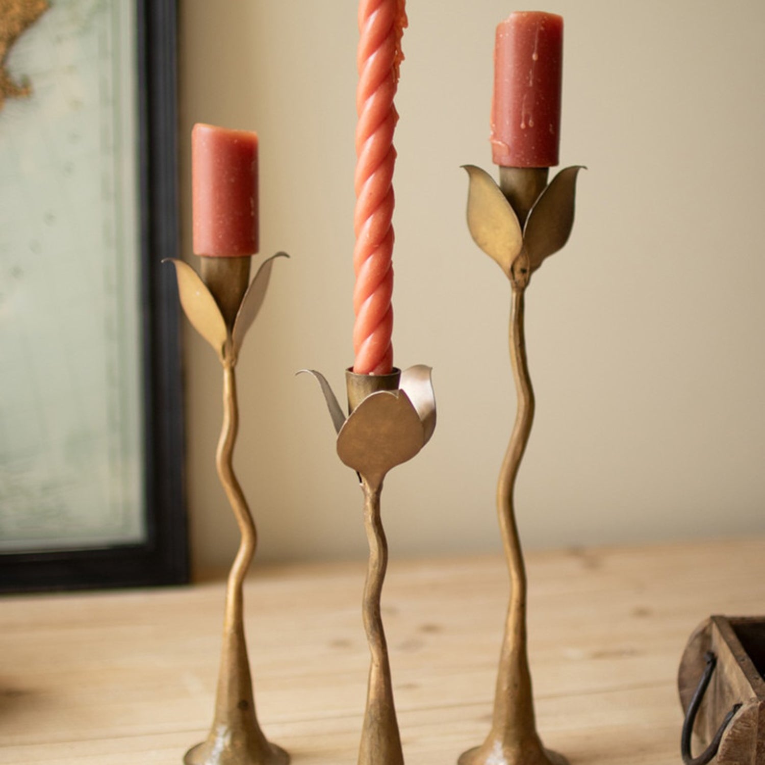 Tulips Taper Candle Holder Set of 3
