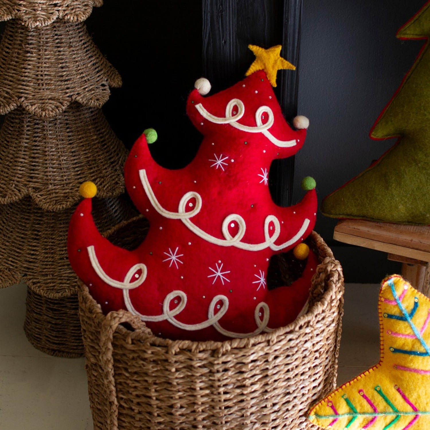 Felt Red Tree Christmas Pillow