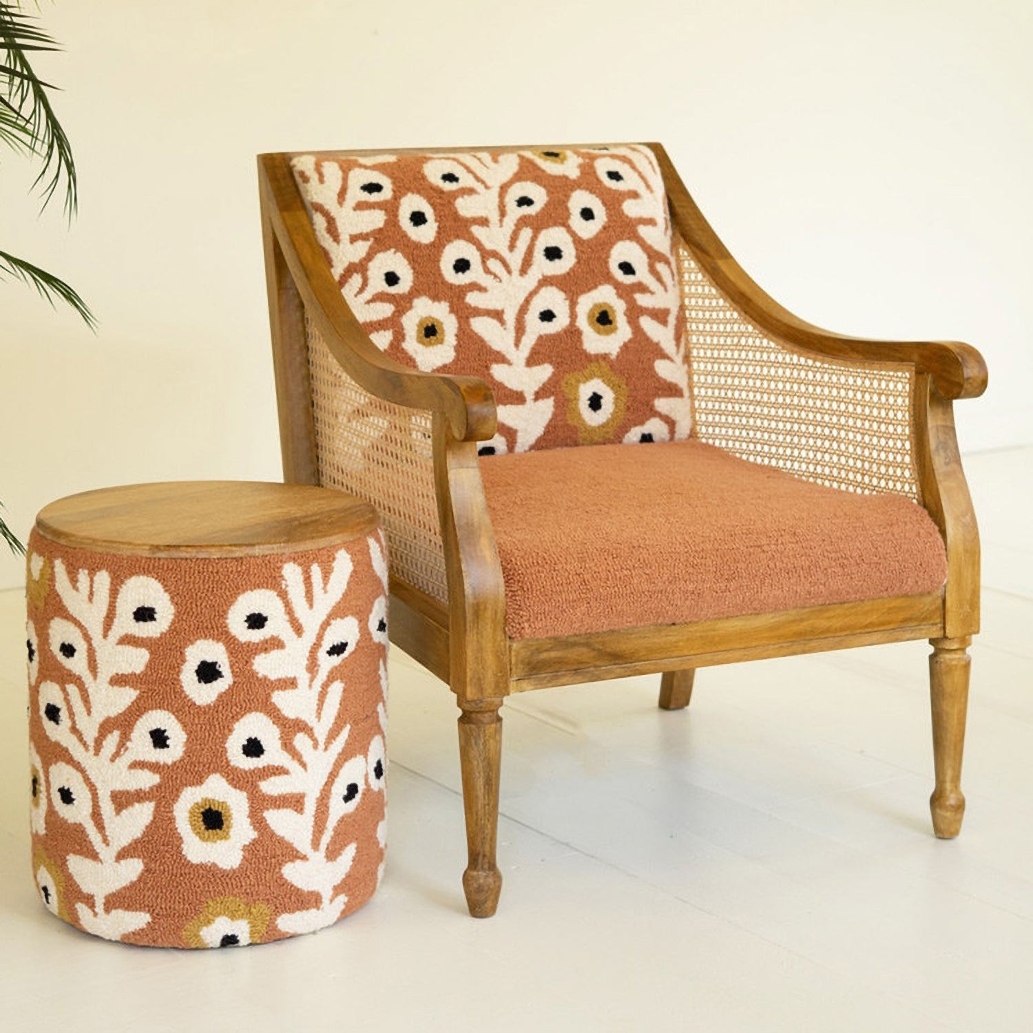 Round Hand-Tufted Accent Table