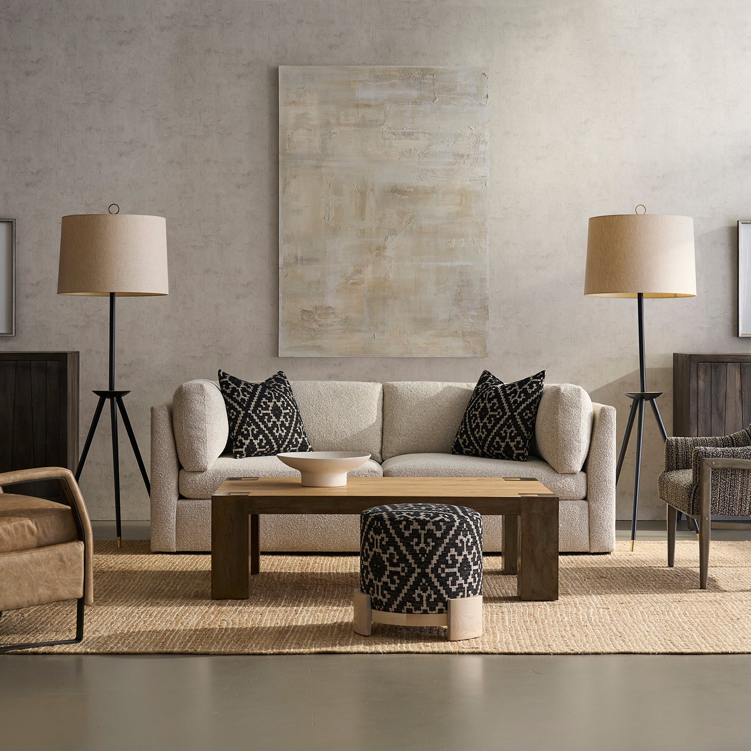 Sebastian Linen Sofa with pillows finish detail