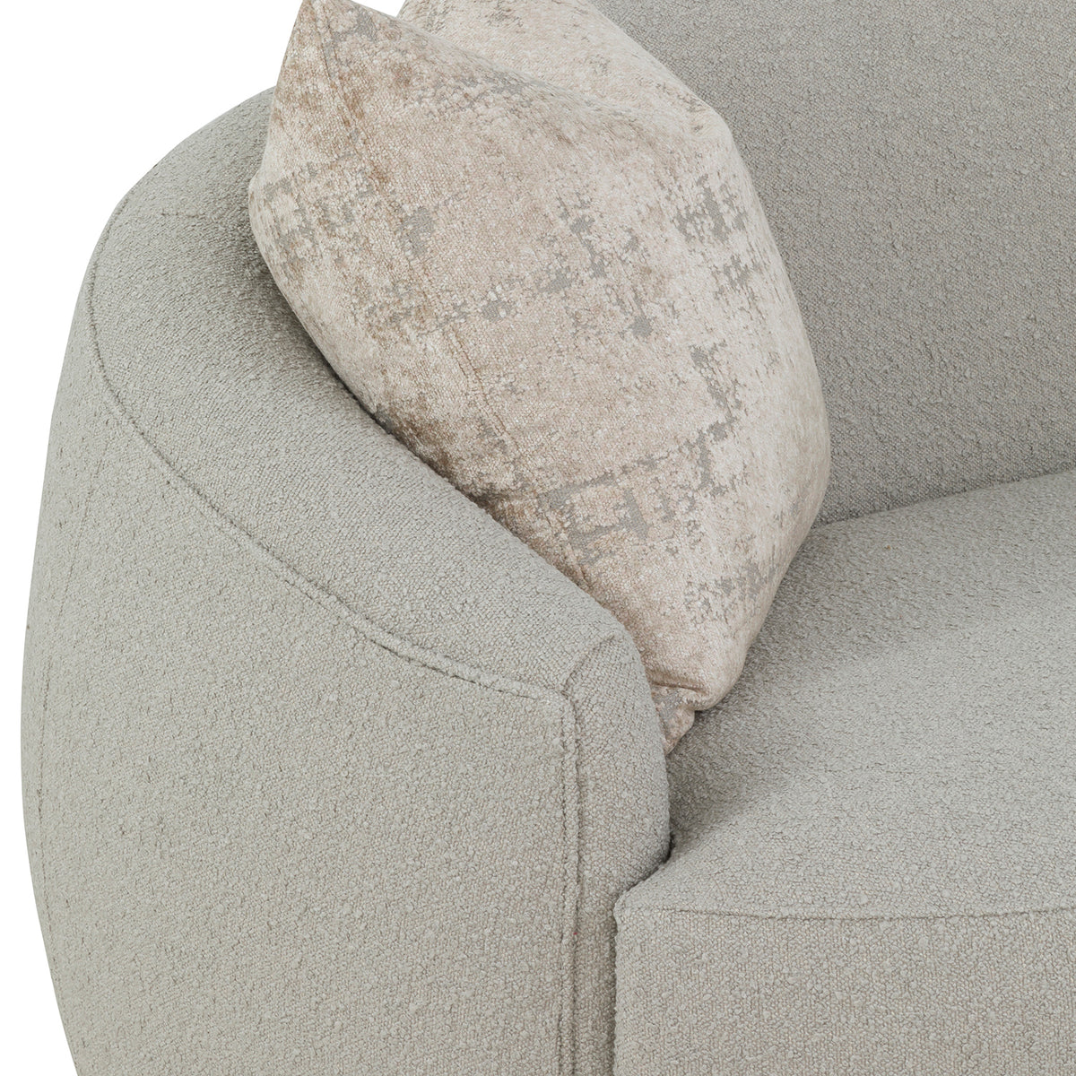 Fairfield Chair Marilyn Dove Sofa w/Pillows