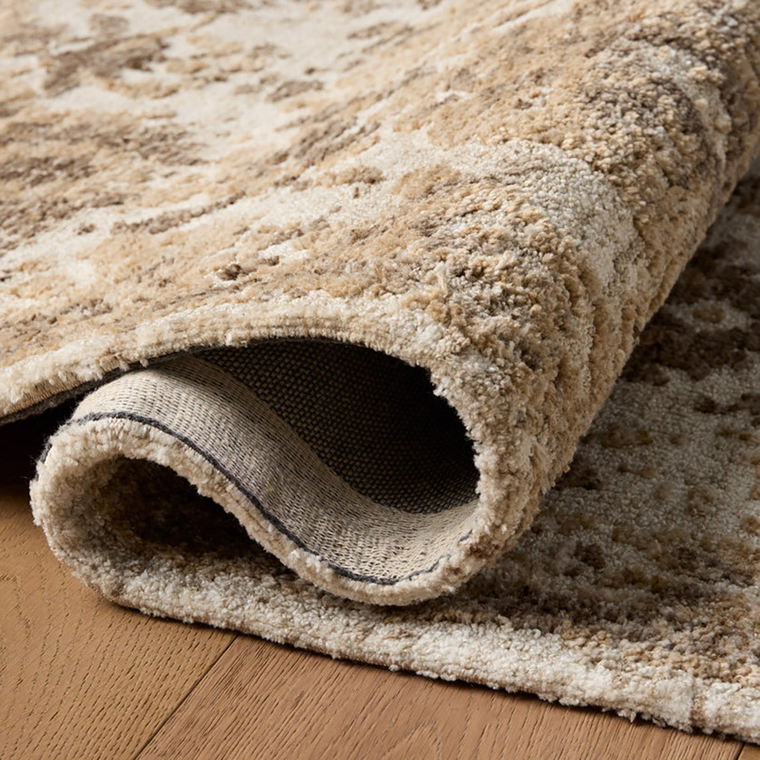 Loloi Percival Ivory/Natural Power Loomed Rug