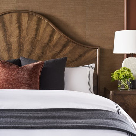 Vanguard Furniture Rendition Mocha King Bed