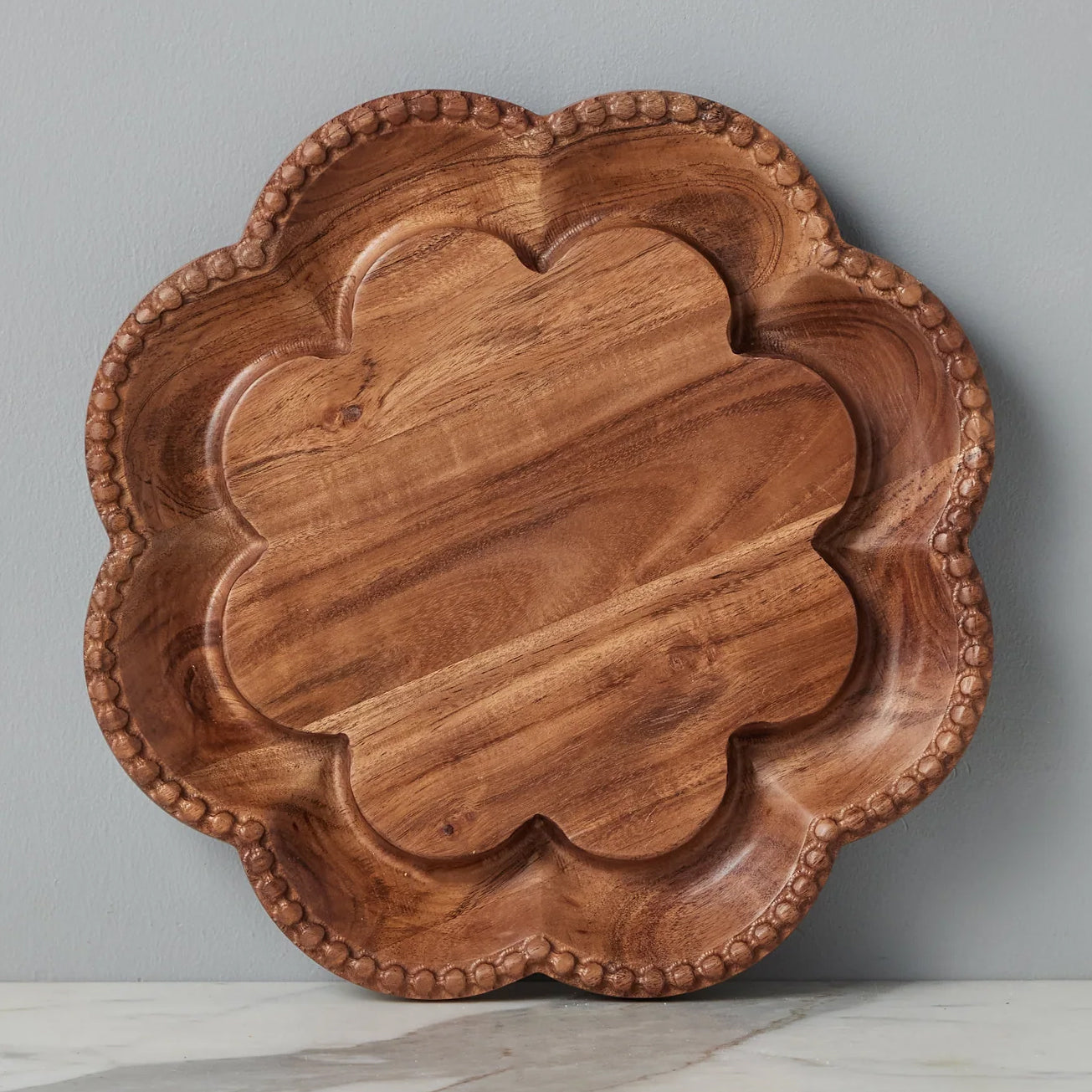 Etu Home Vintage English Scalloped Medium Bread Board