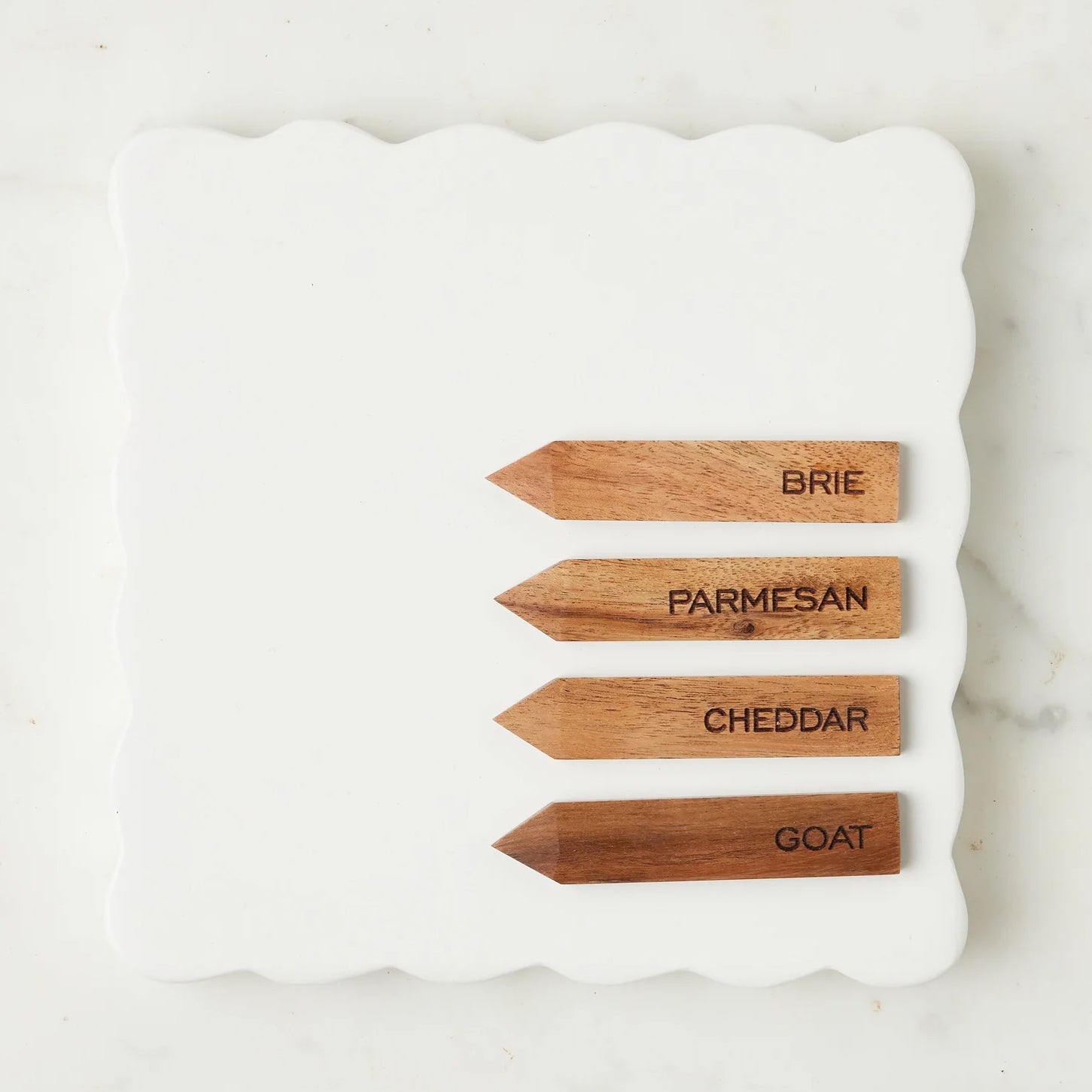 Etu Home Scalloped Square Cheese Board with Cheese Markers