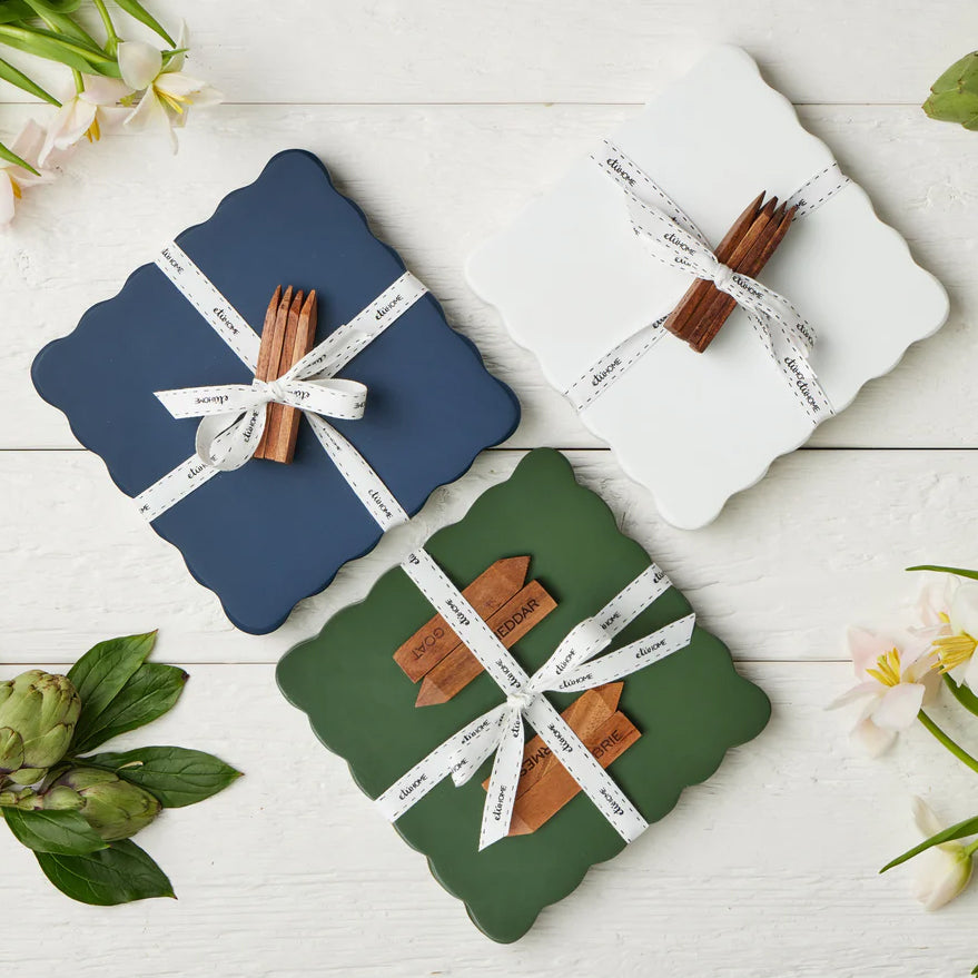 Scalloped Square Cheese Board with Cheese Markers - Thumbnail 2