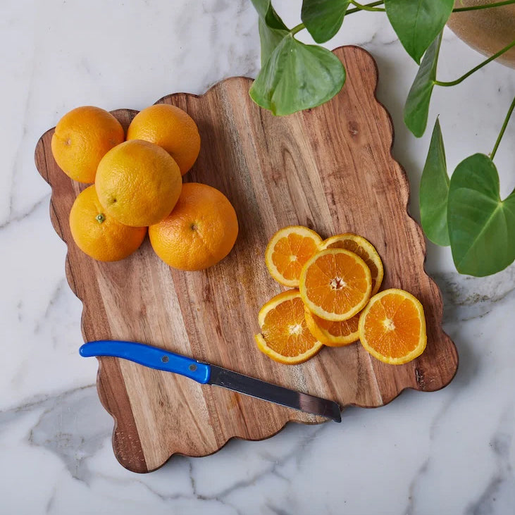 Etu Home Square Scalloped Cutting Board