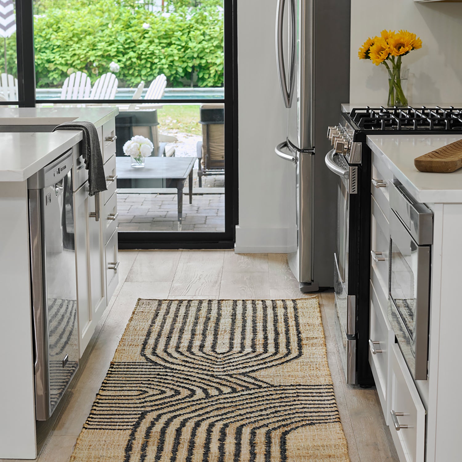 Tempaper & Co Abstract Arches Flatweave Rug