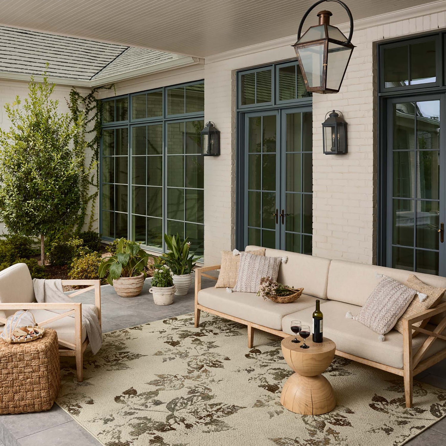 Loloi Saylor Ivory/Bark Indoor/Outdoor Rug