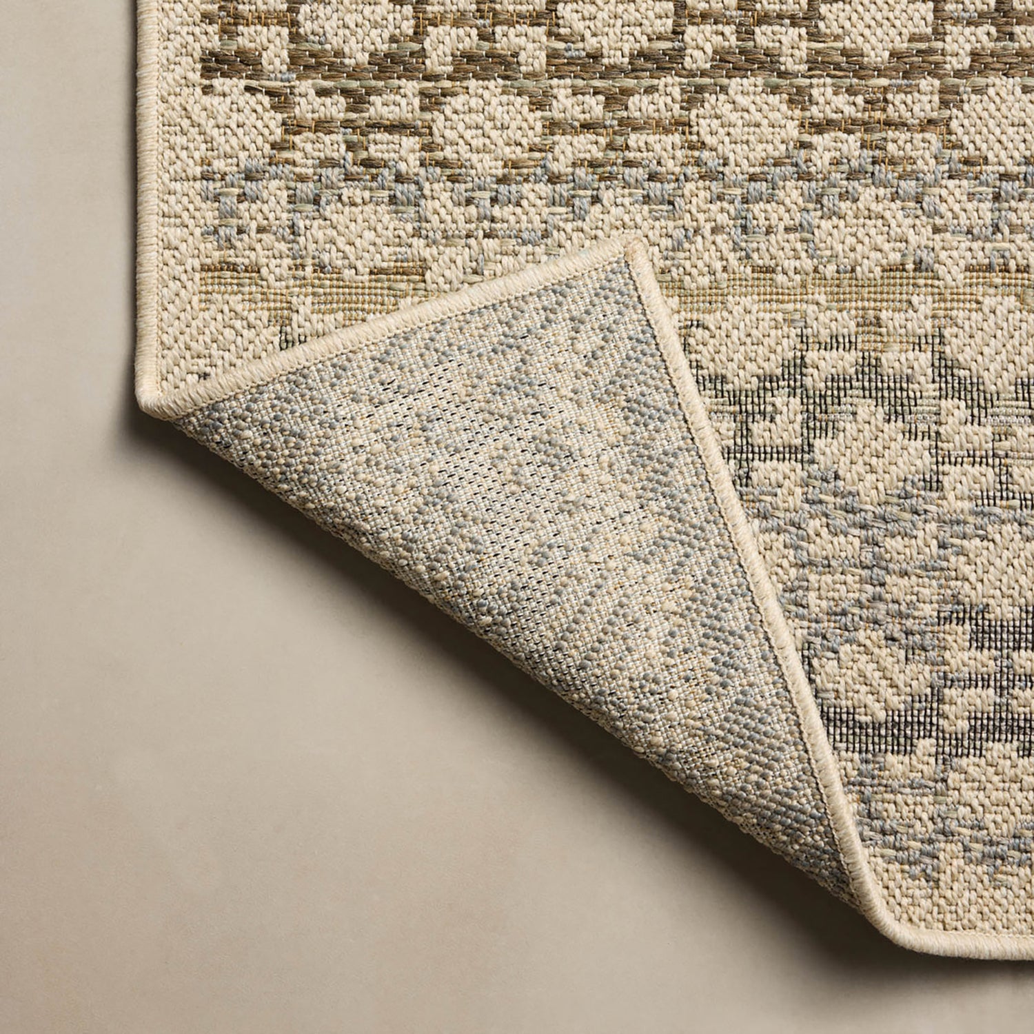 Loloi Saylor Ivory/Multi Indoor/Outdoor Rug