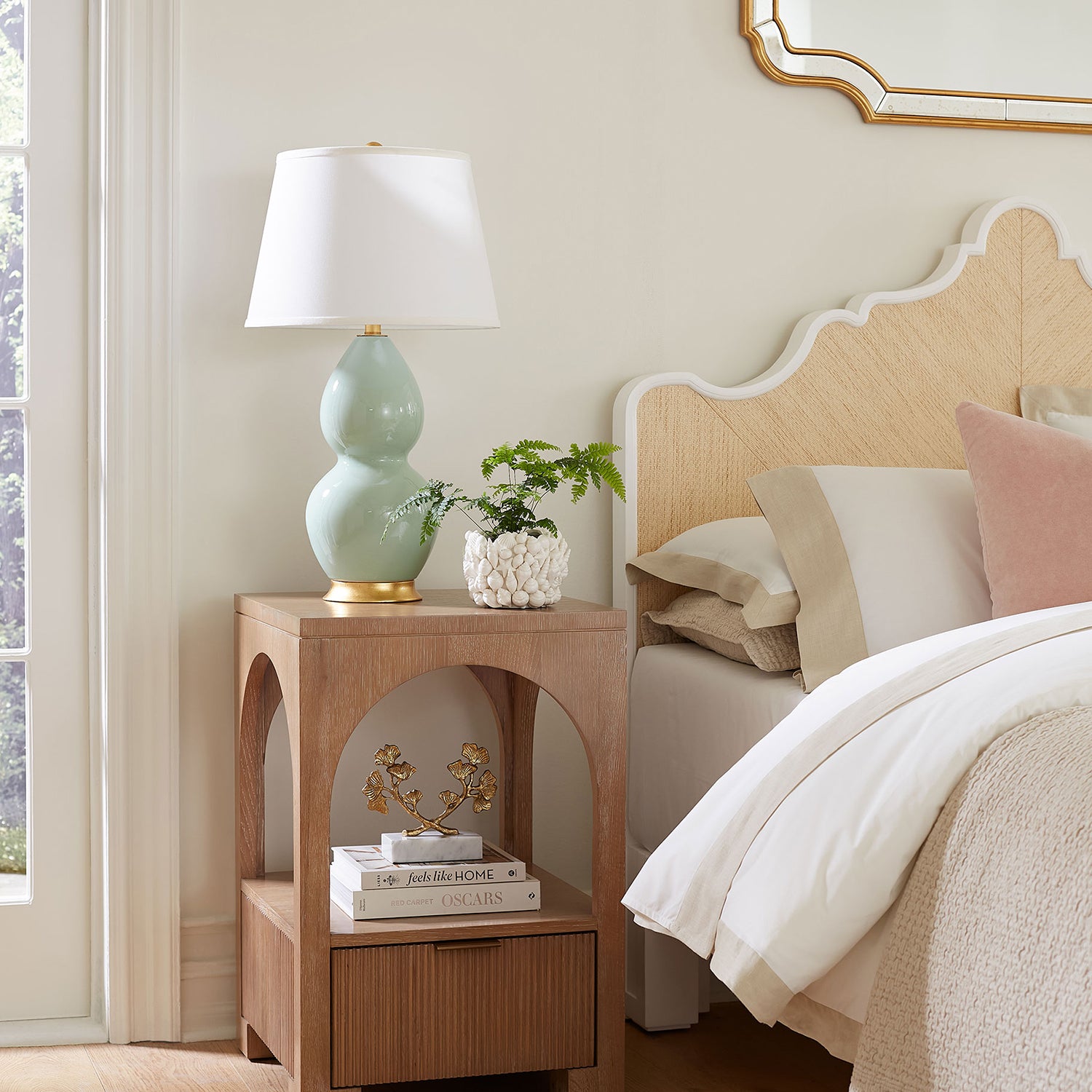 Villa and House Shandy Table Lamp Base