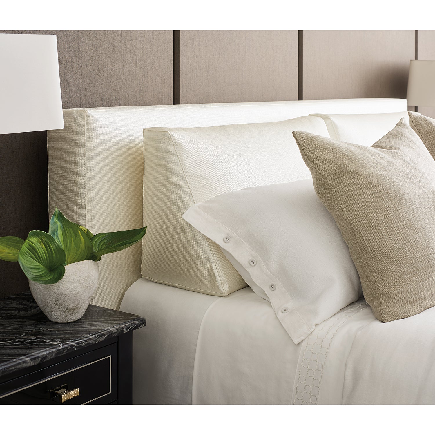 Caracole The Boutique King Bed