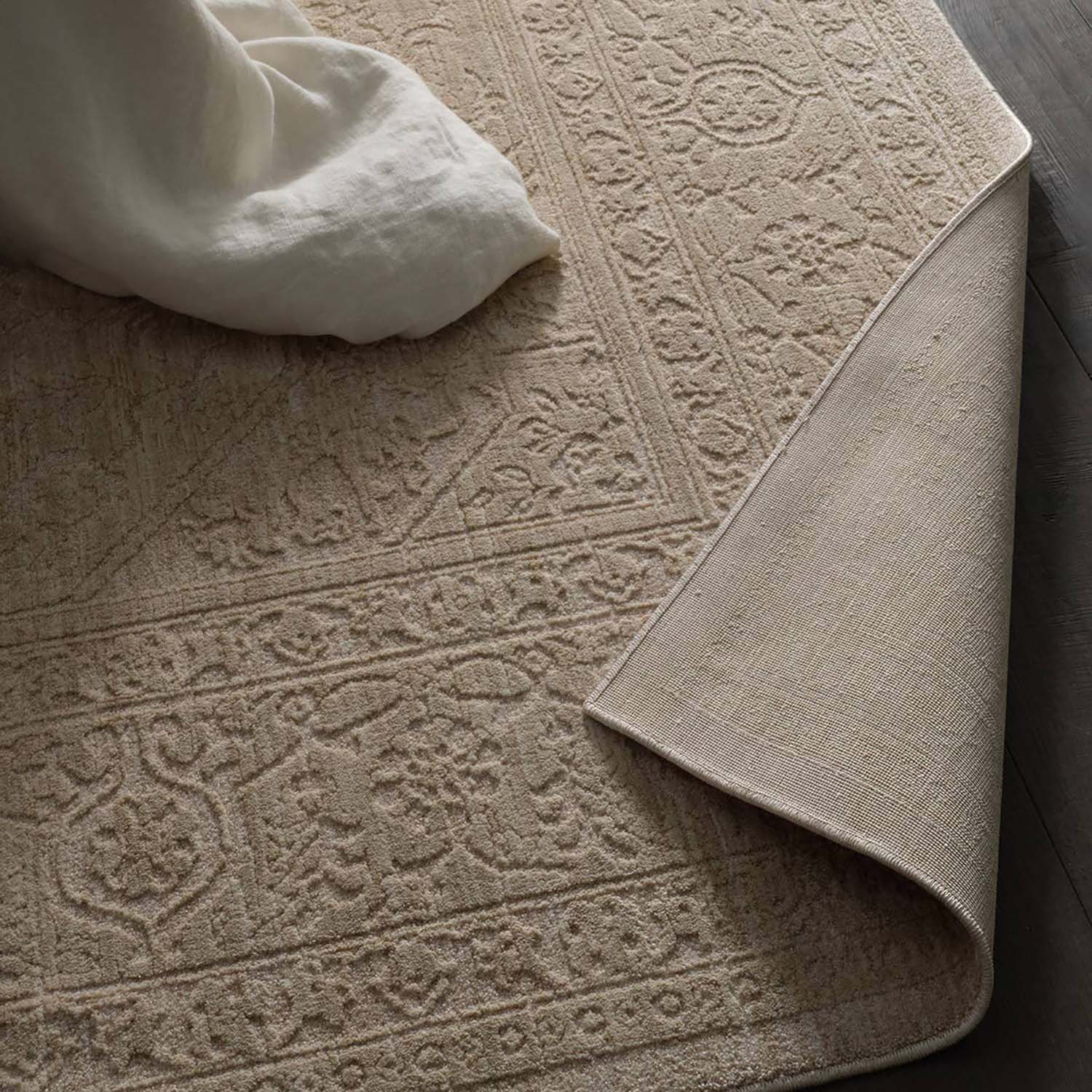 Jaipur Living Serenita Beyza Power Loomed Rug