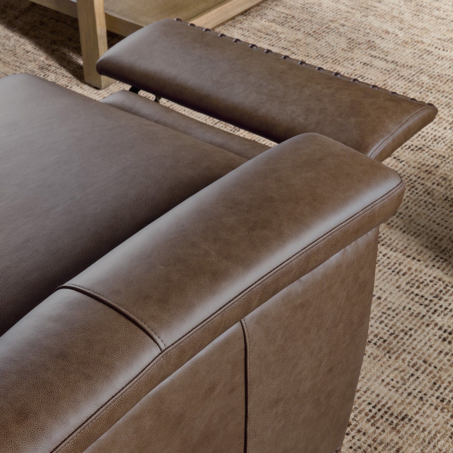 Hooker Furniture Julian Zero Gravity Power Recliner with Power Headrest