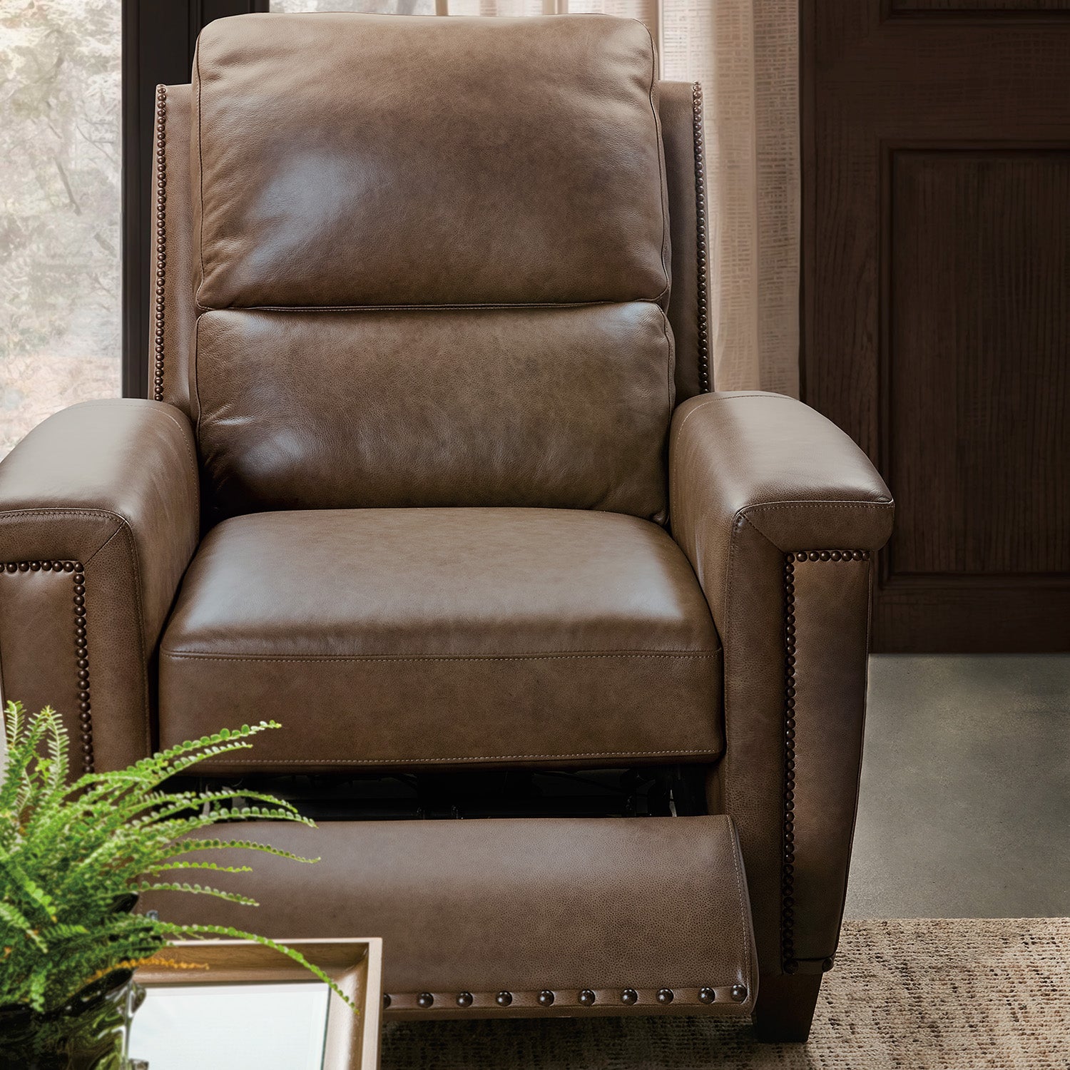 Hooker Furniture Julian Zero Gravity Power Recliner with Power Headrest