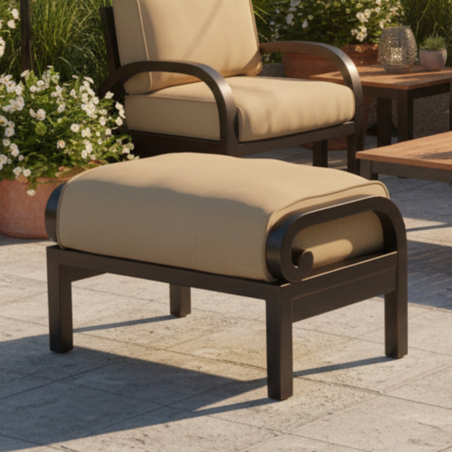 Sunset West Monterey Linen Stone w/Selt Welt Outdoor Ottoman