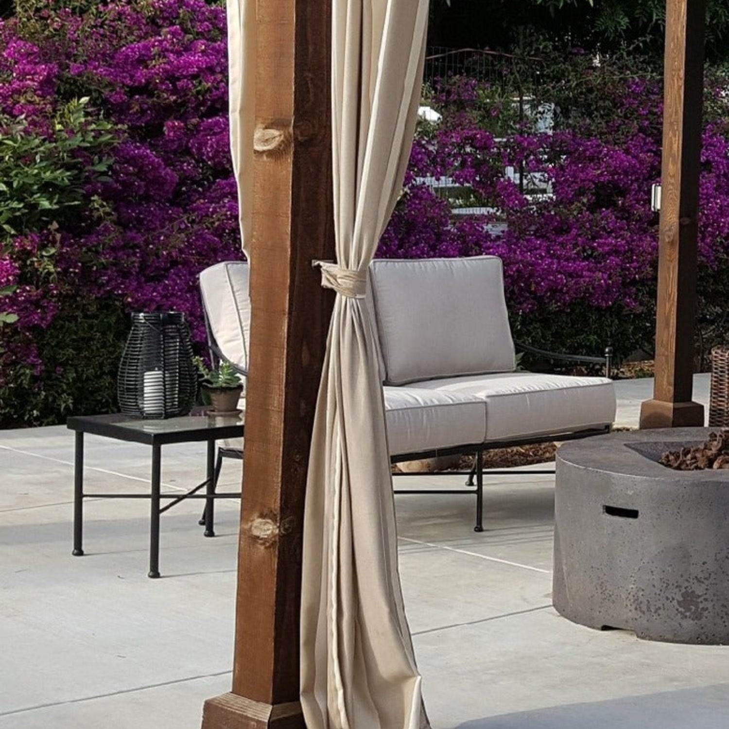 Sunset West Provence Canvas White w/Self Welt Outdoor Loveseat