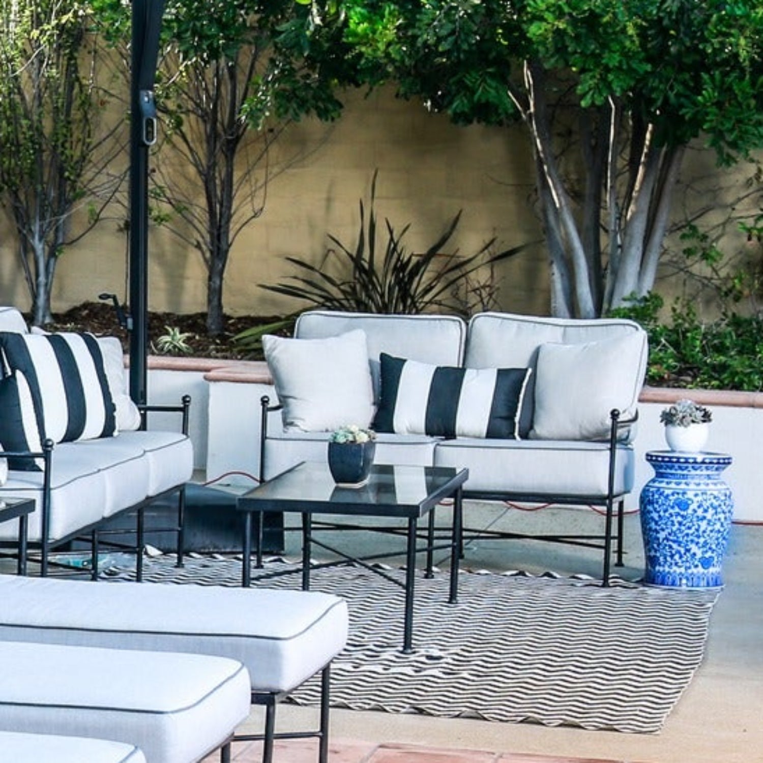 Sunset West Provence Canvas White w/Self Welt Outdoor Loveseat