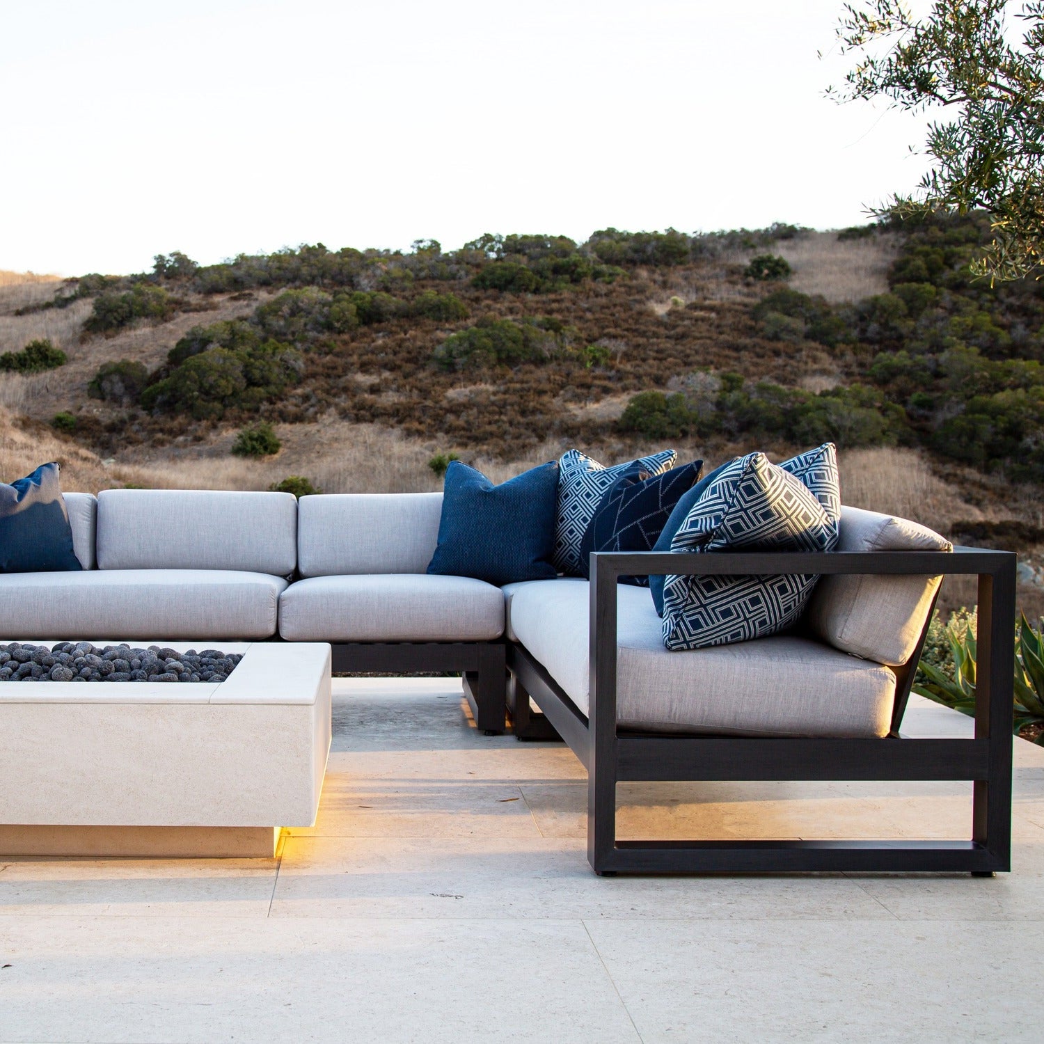 Sunset West Redondo Cast Silver Outdoor Sectional