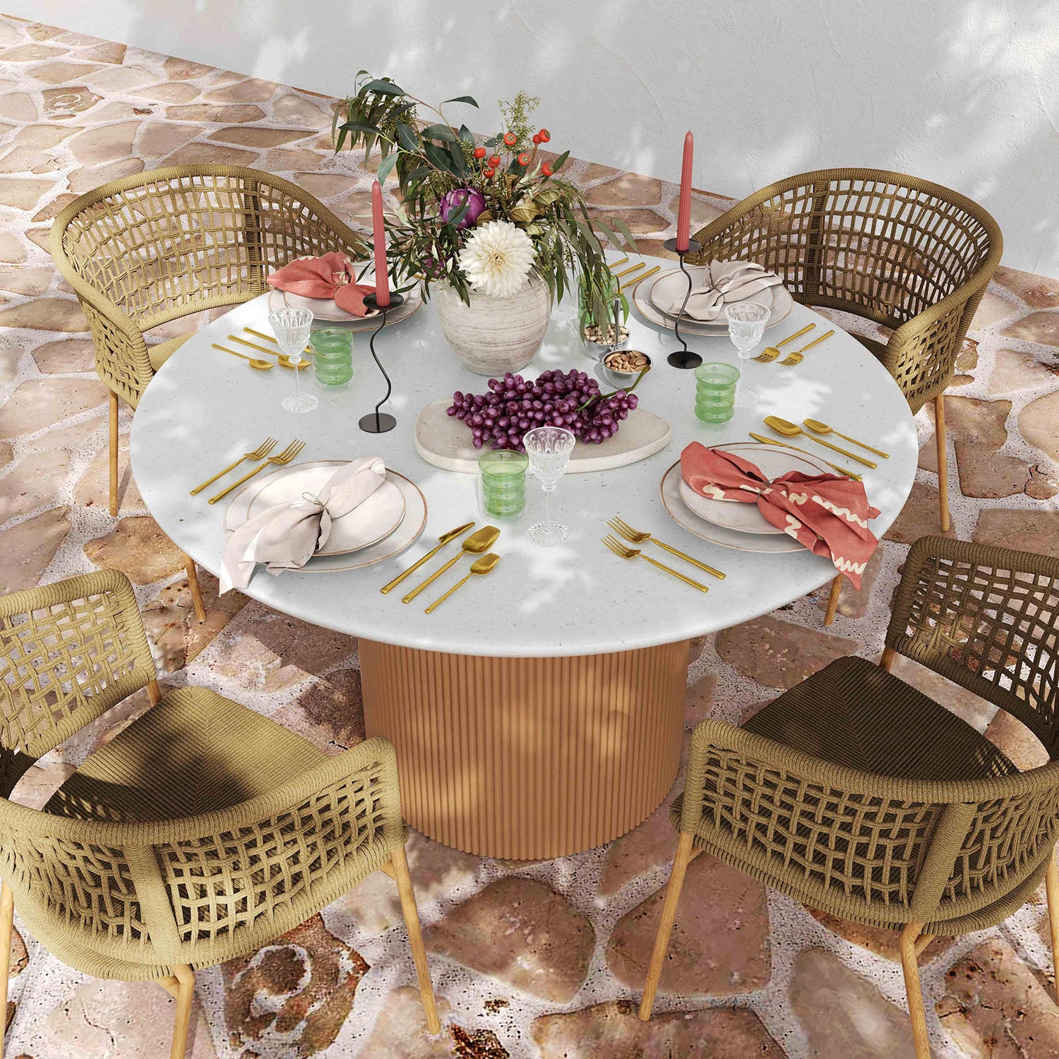 TOV Furniture Rose Faux Terrazzo and Terracotta Concrete Indoor/Outdoor Round Dining Table