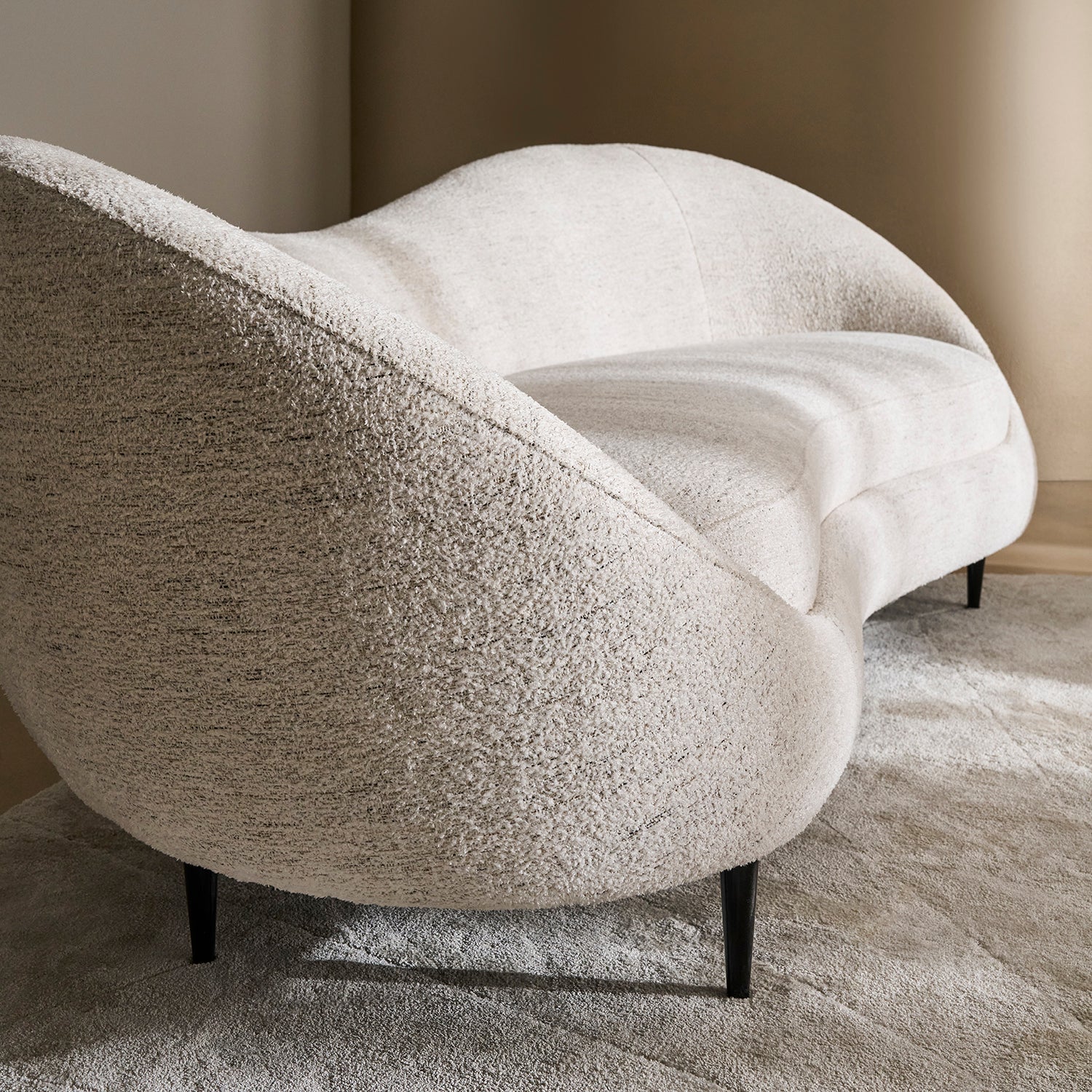 Caracole Formosa Sofa